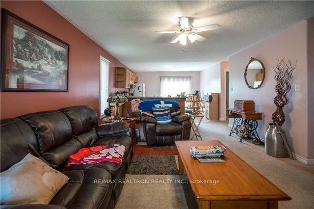 49 Hanmer Street E A Property Photo 3