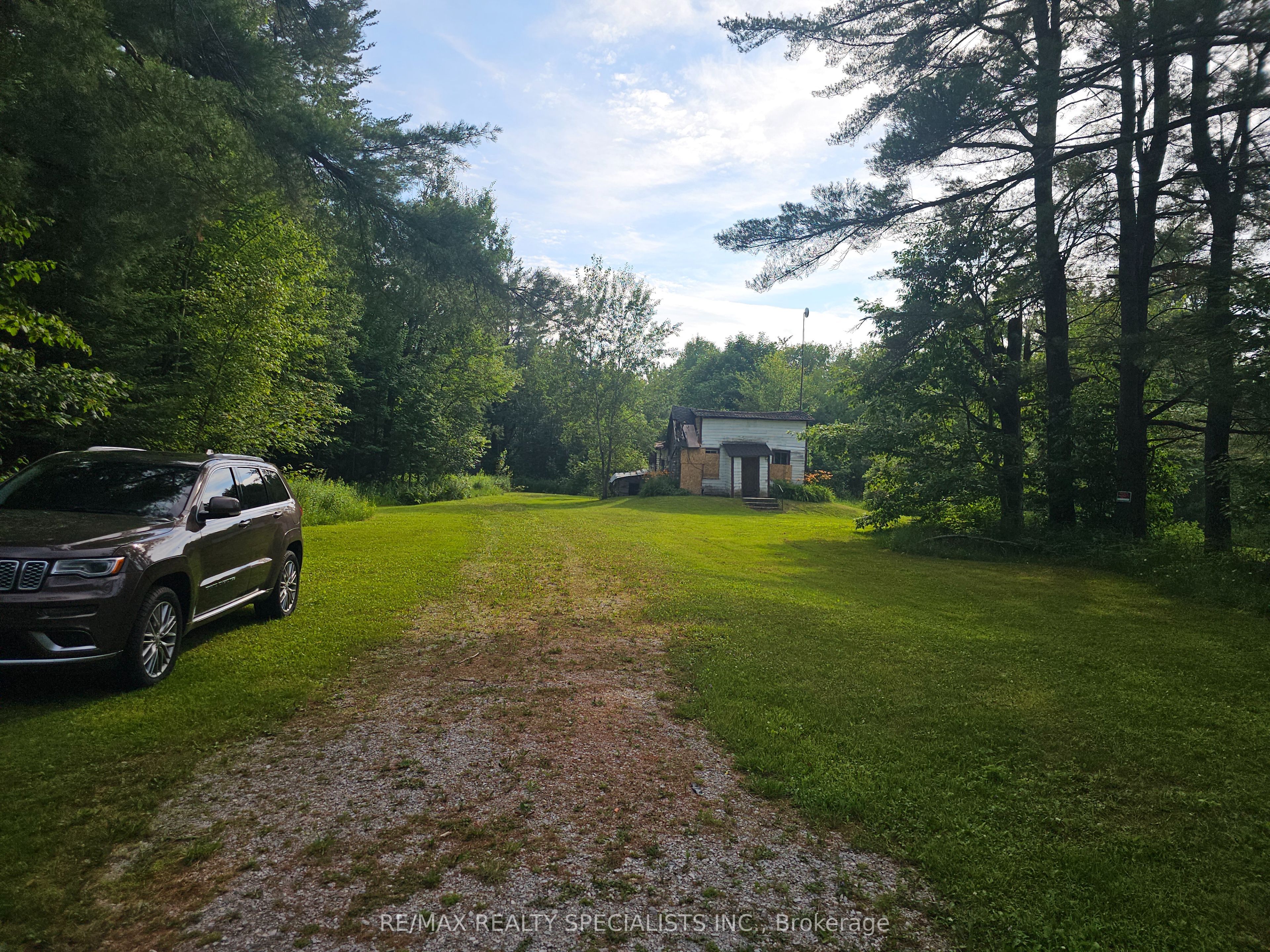 3878 Cambrian Road Property Photo 2