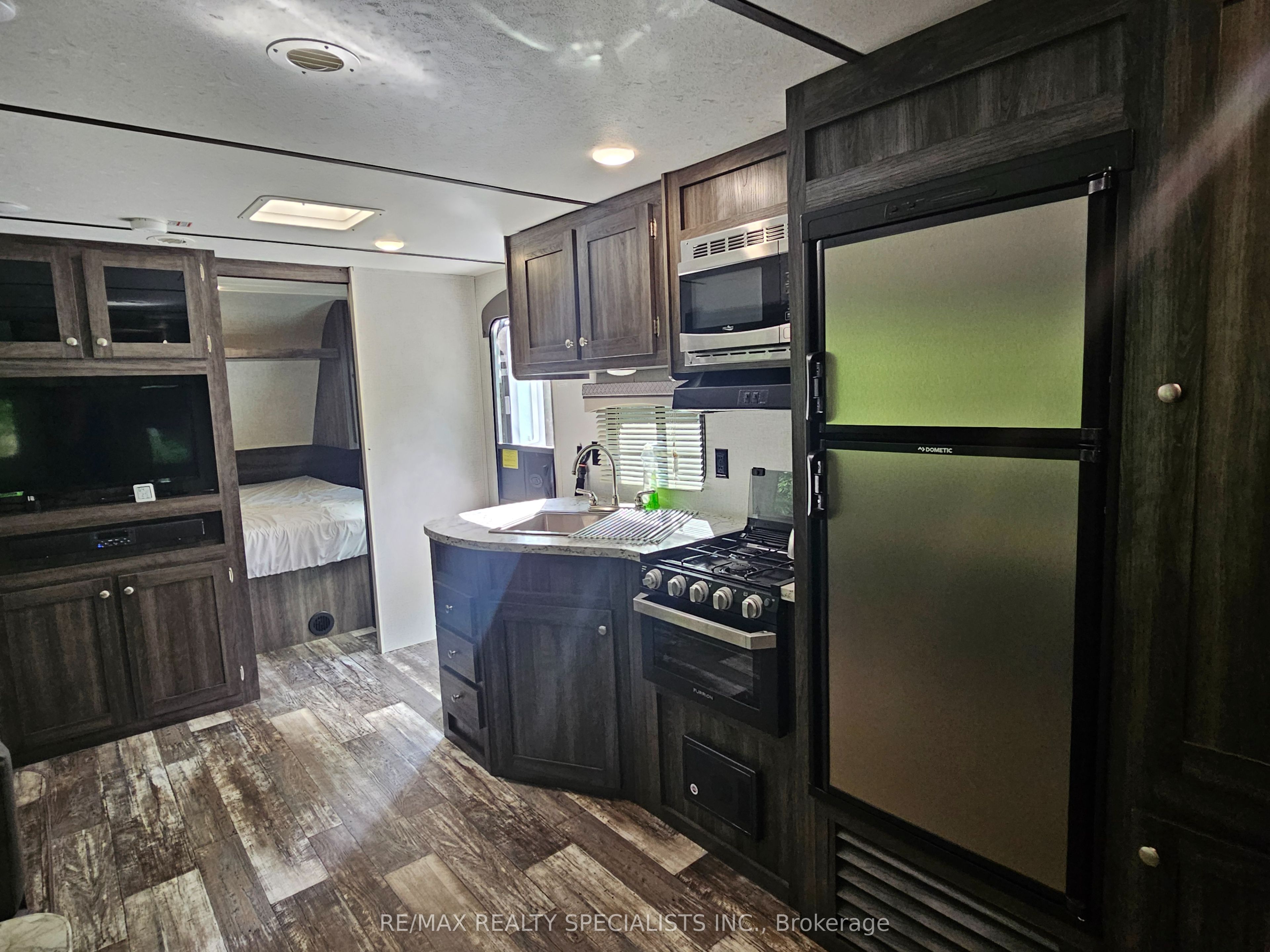 3878 Cambrian Road Property Photo 14