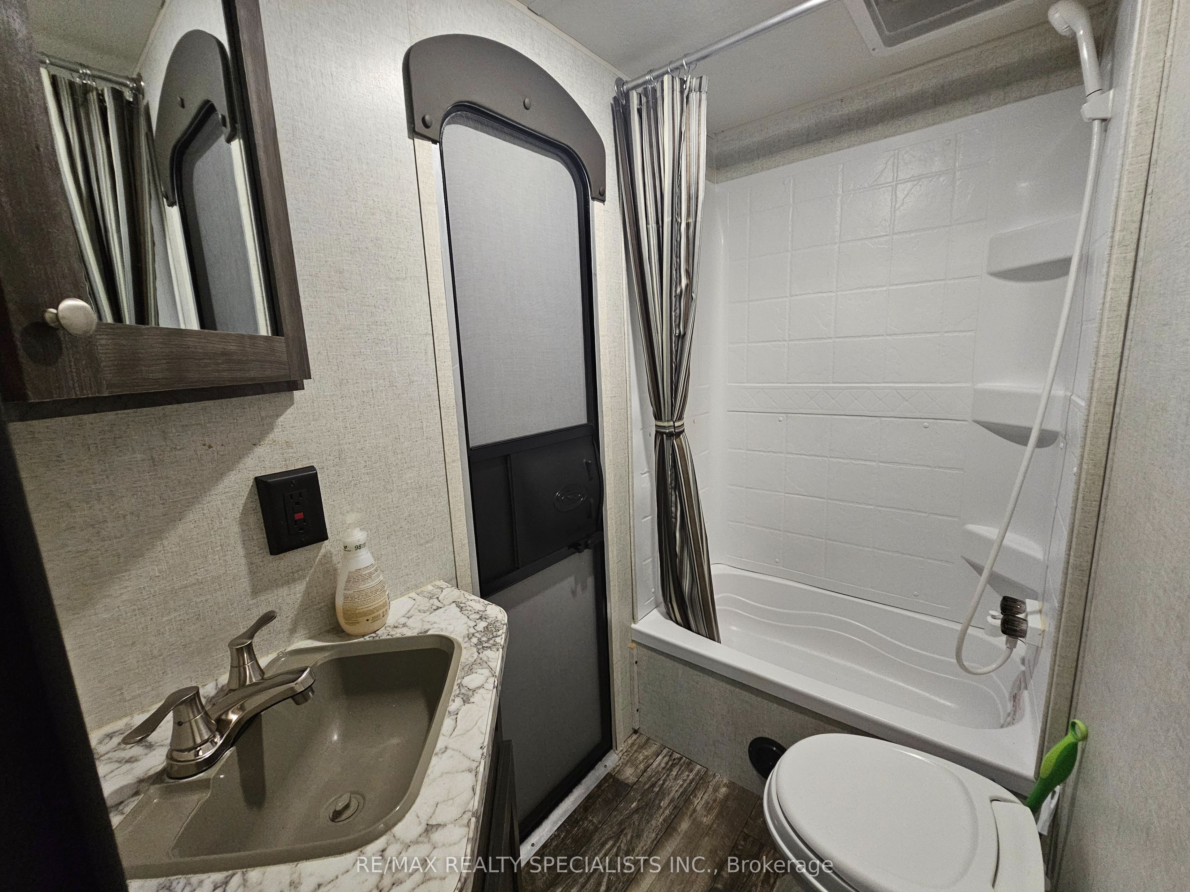 3878 Cambrian Road Property Photo 17