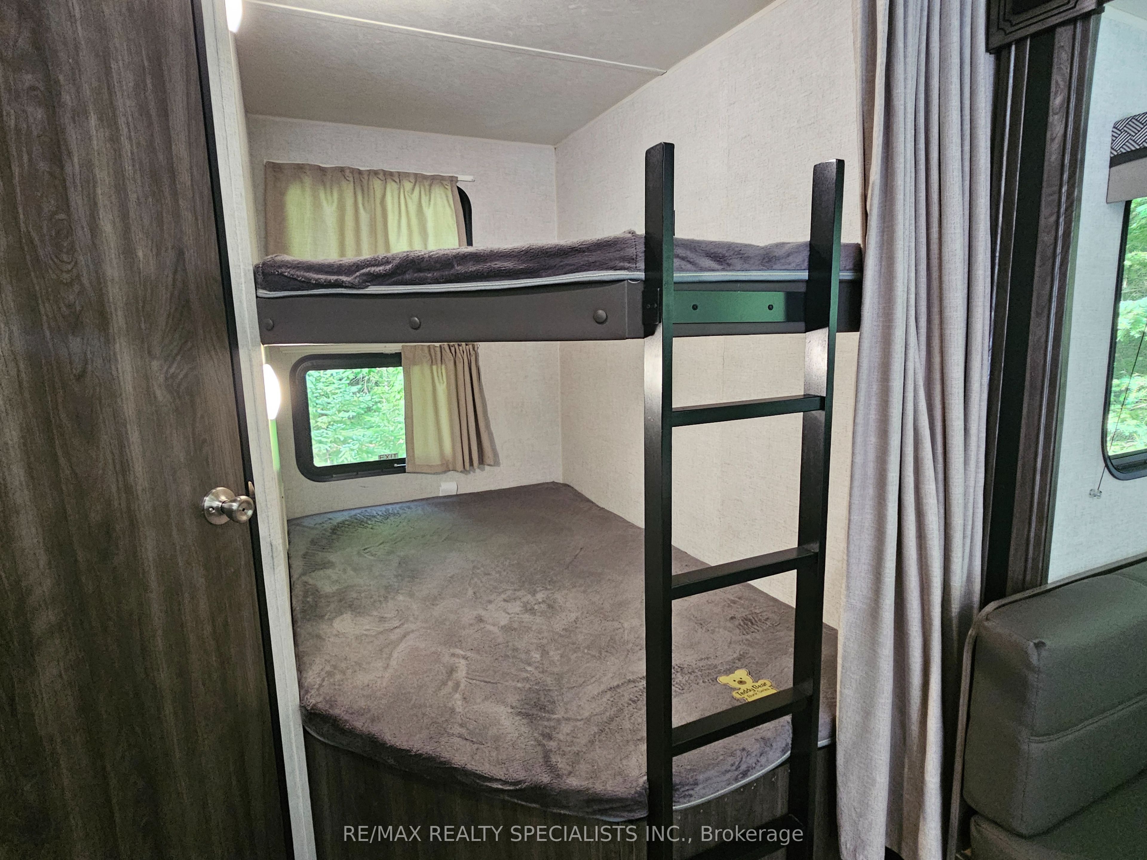 3878 Cambrian Road Property Photo 18