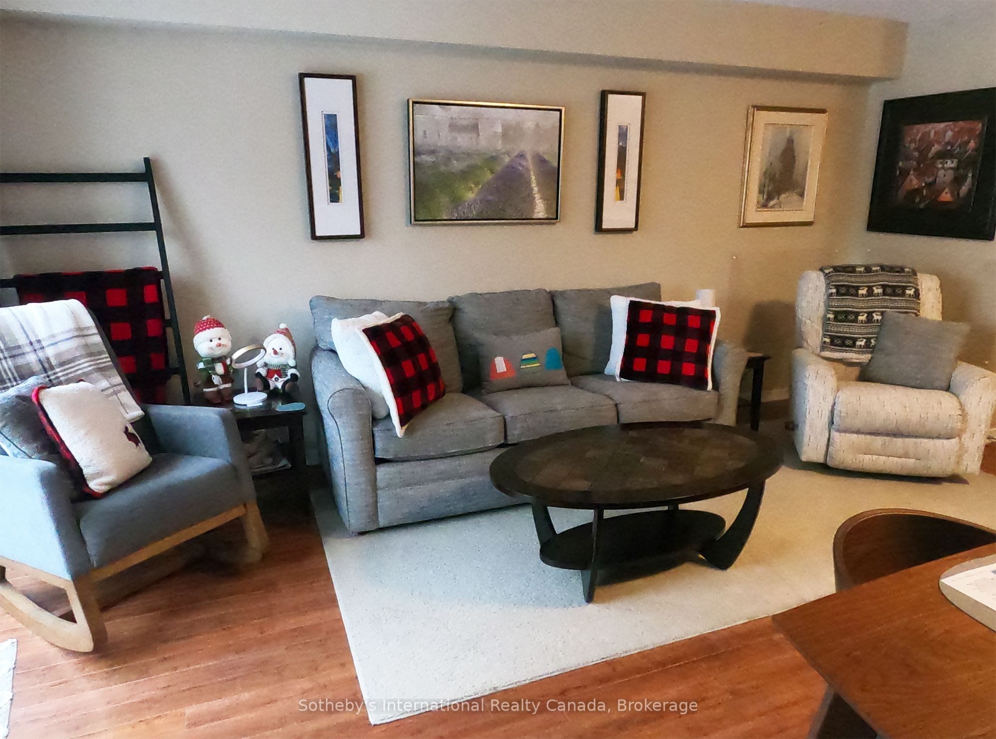 362 Mariners Way Property Photo 5