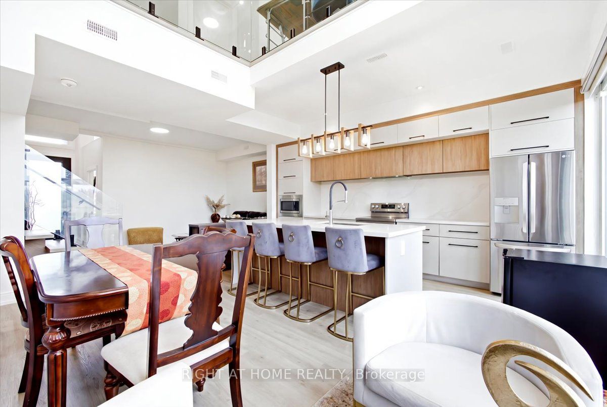 3717 Quayside Drive Property Photo 9