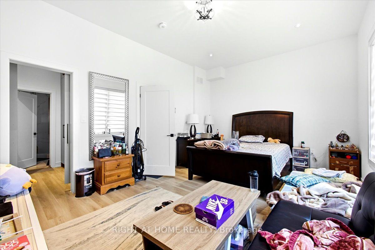 3717 Quayside Drive Property Photo 13