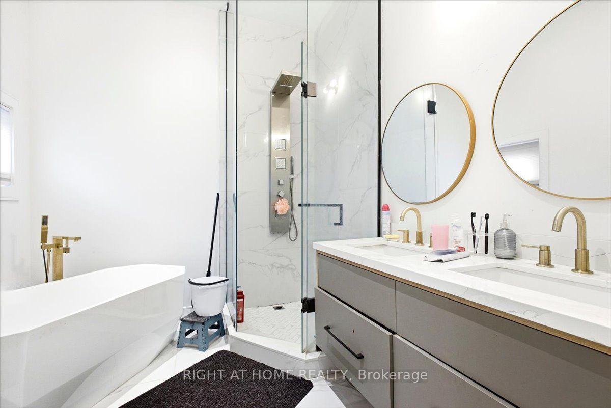 3717 Quayside Drive Property Photo 15