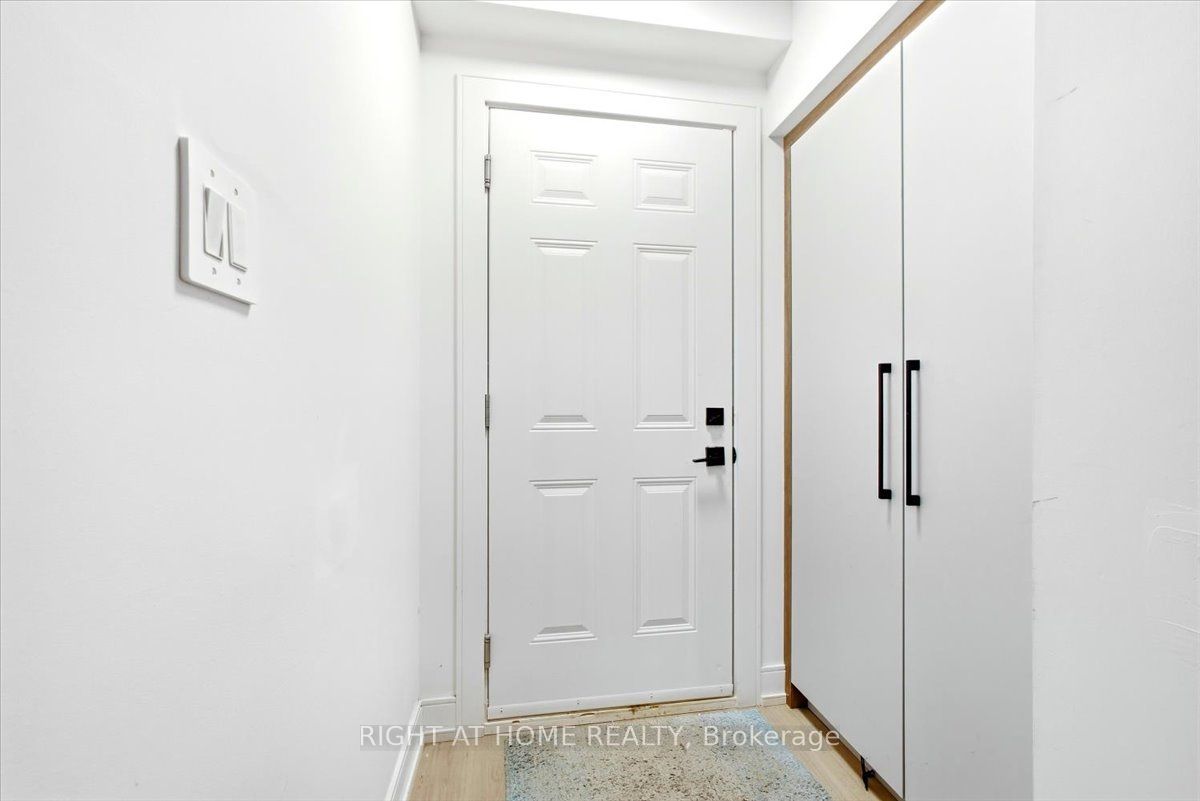 3717 Quayside Drive Property Photo 17