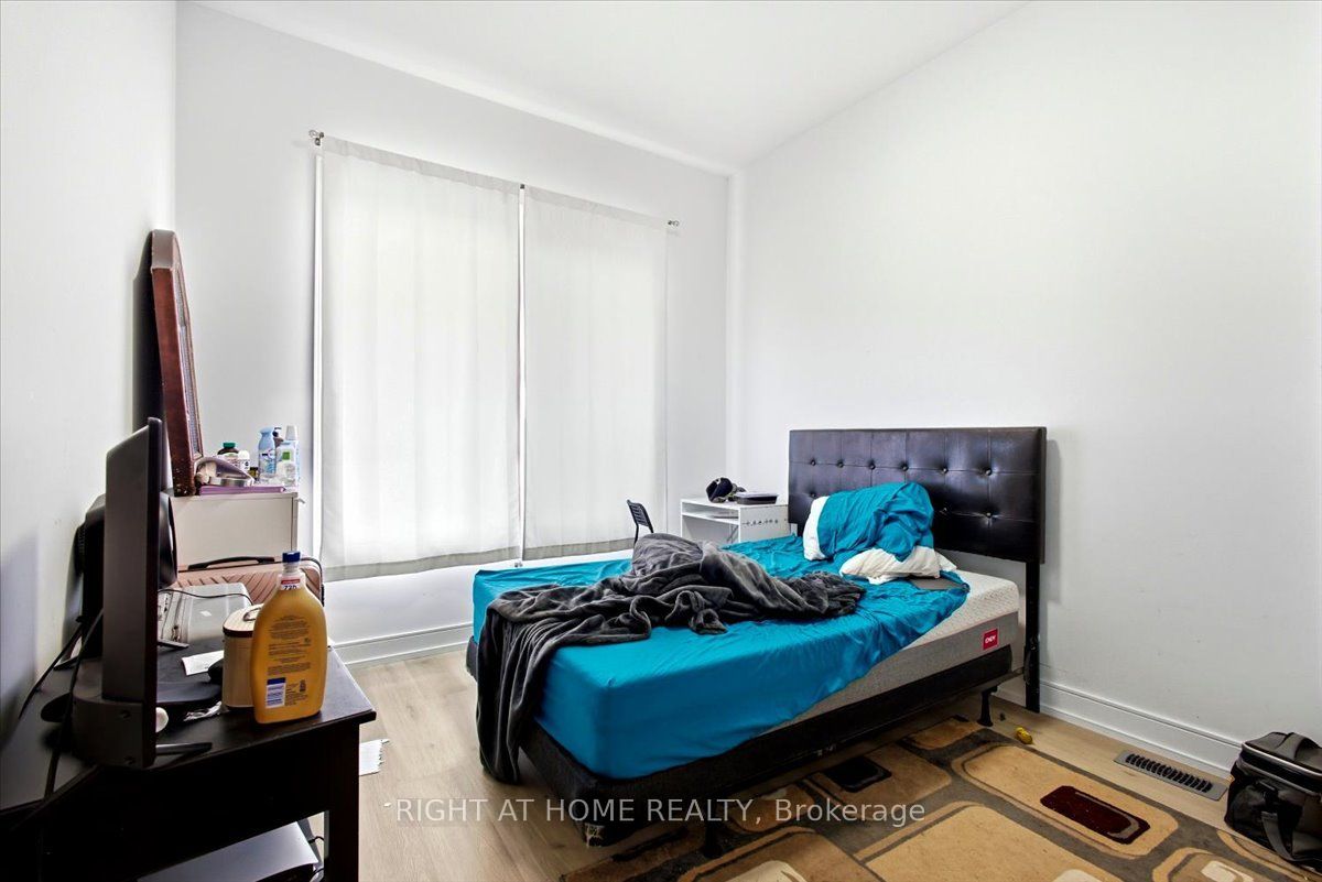 3717 Quayside Drive Property Photo 21