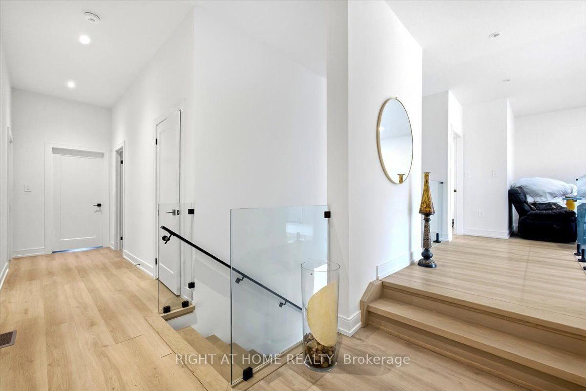 3717 Quayside Drive Property Photo 25