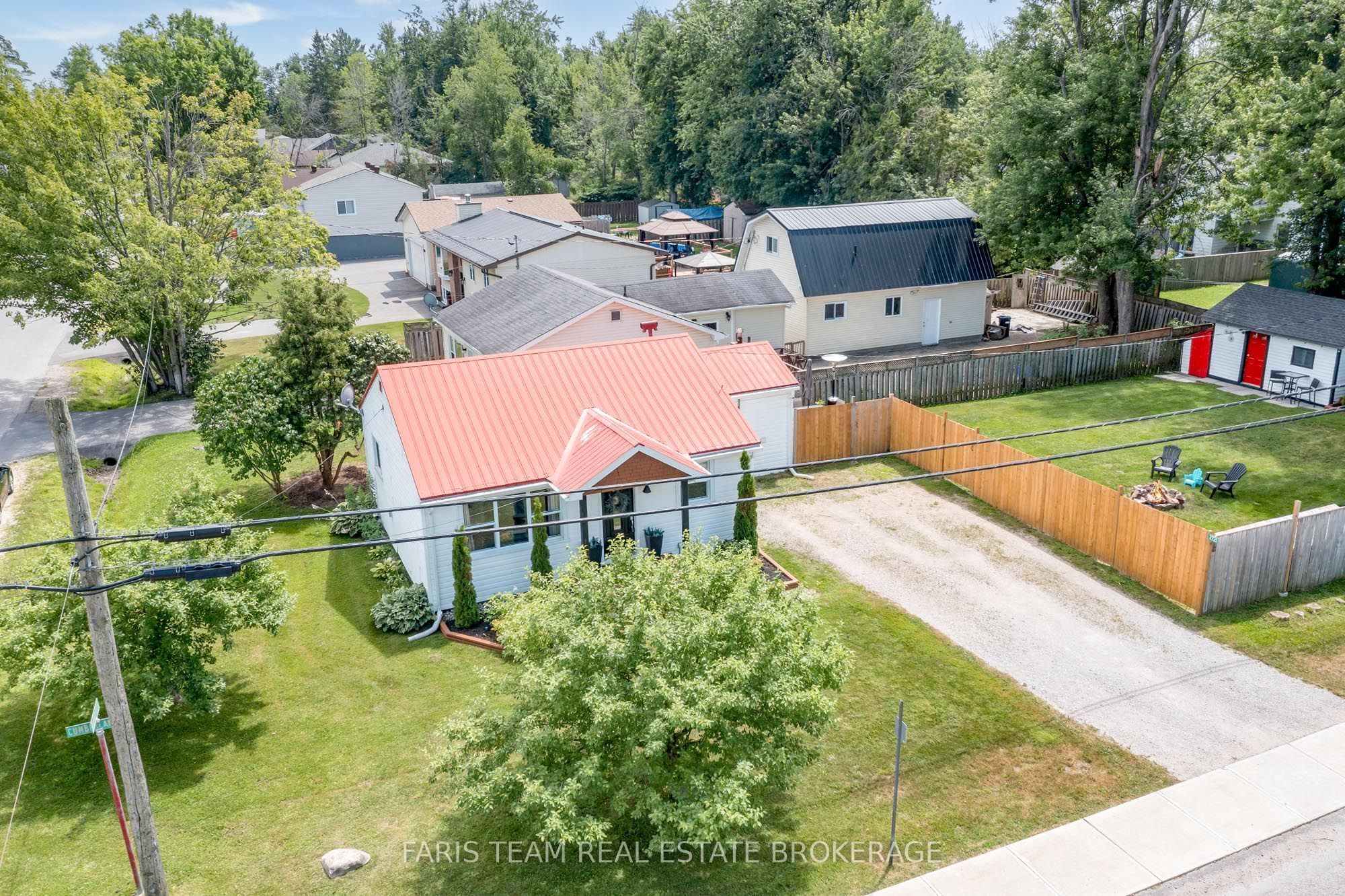 2721 Cumberland Road Property Photo 2