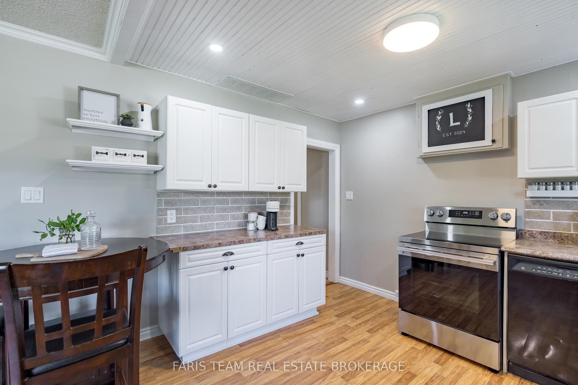 2721 Cumberland Road Property Photo 5