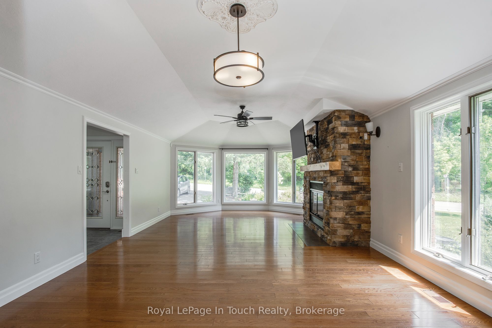 88 Church Street Property Photo 13