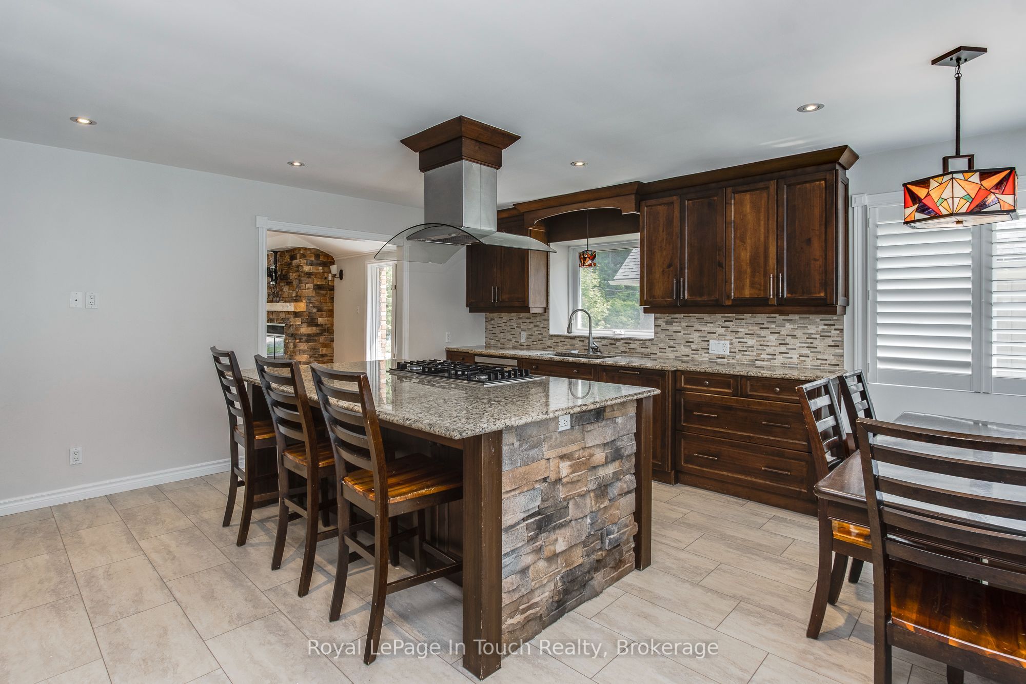 88 Church Street Property Photo 15