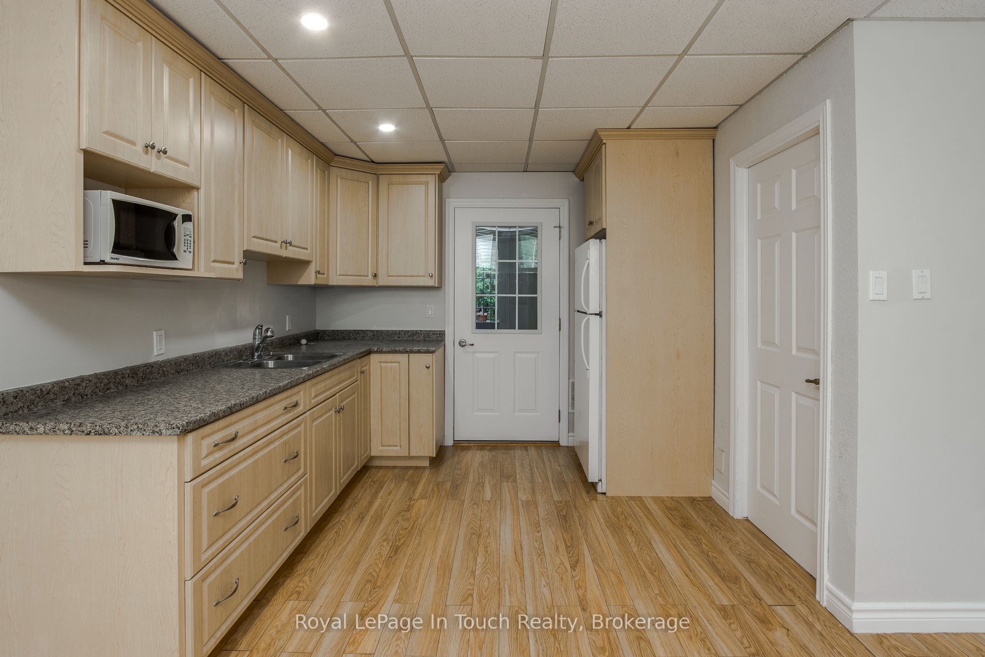 88 Church Street Property Photo 37