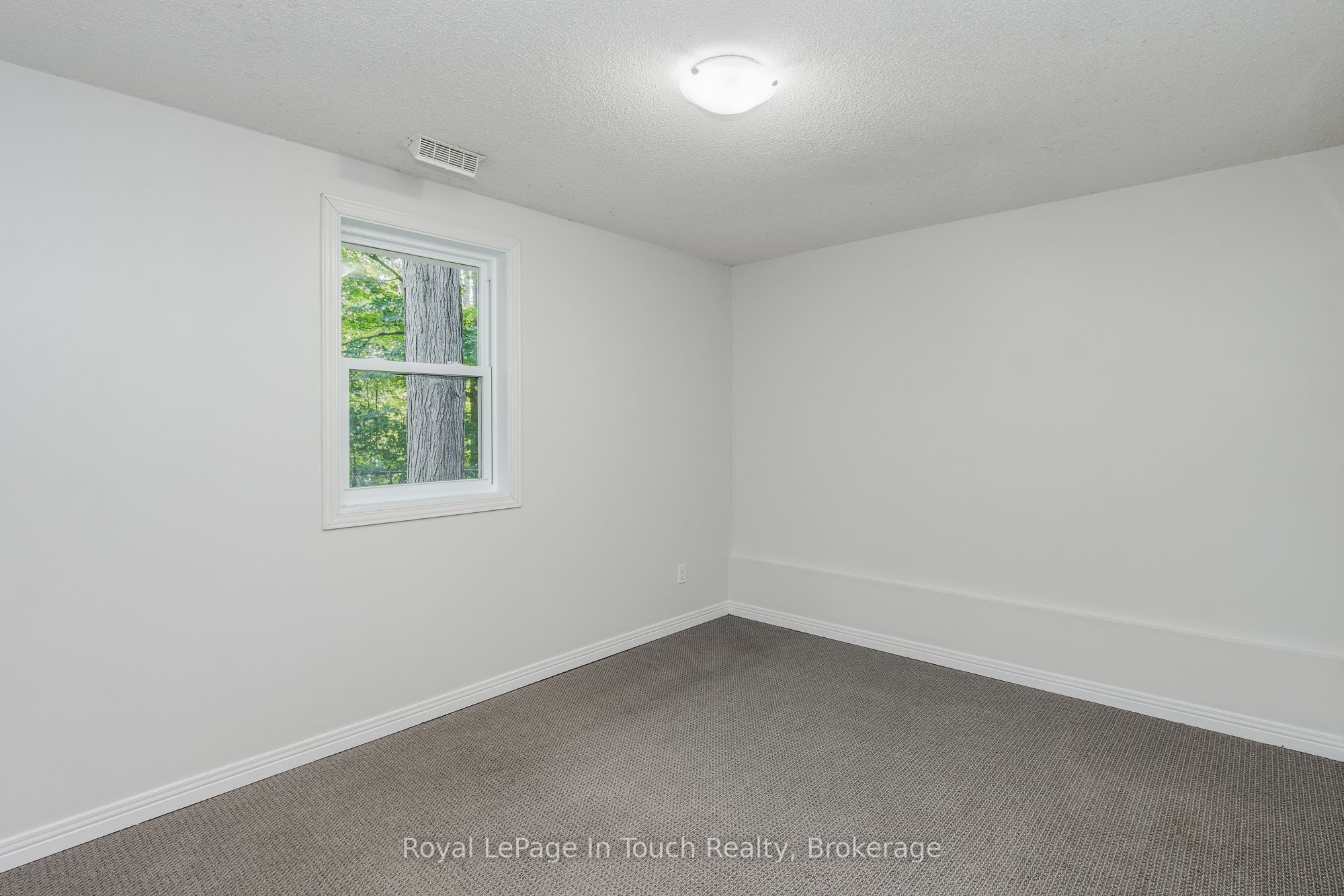 88 Church Street Property Photo 41