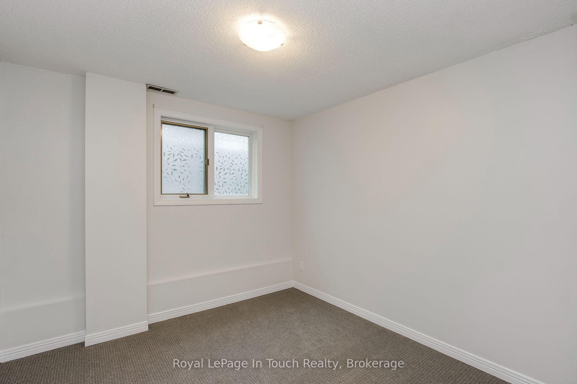 88 Church Street Property Photo 43