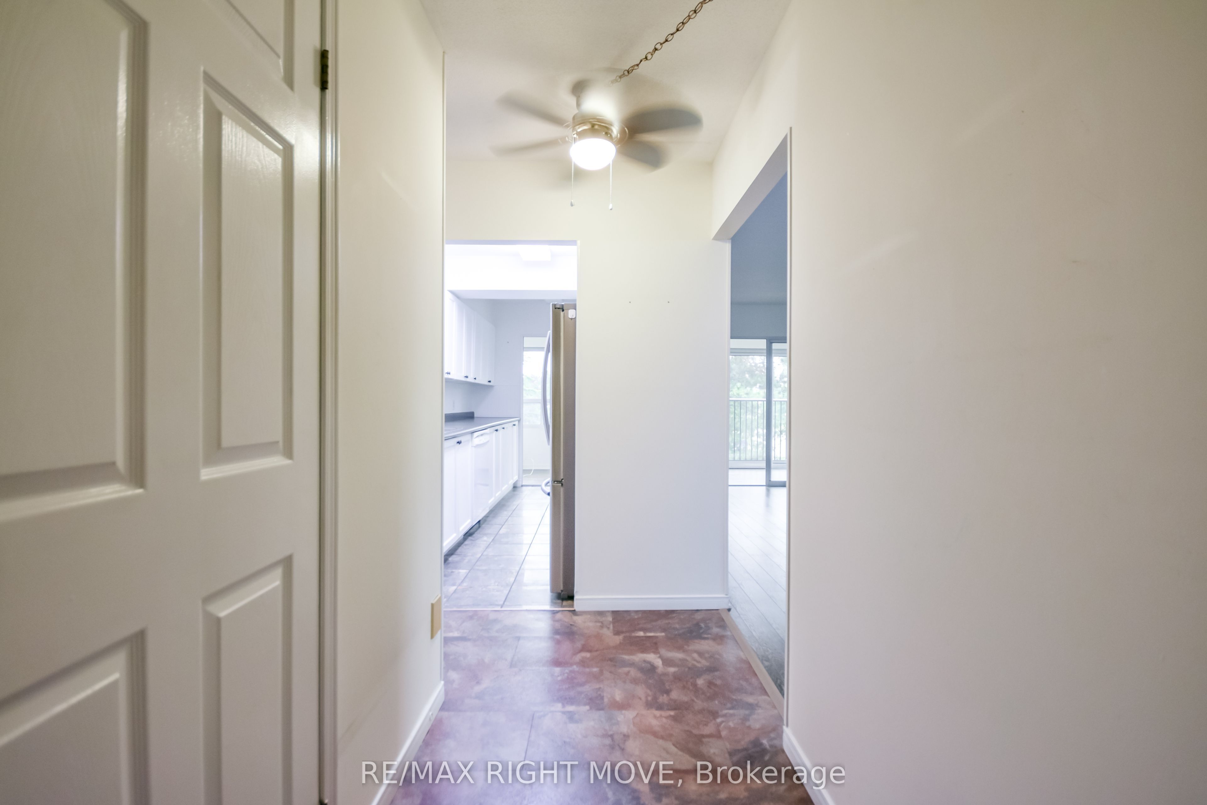 54 Fittons Road W 306 Property Photo 8