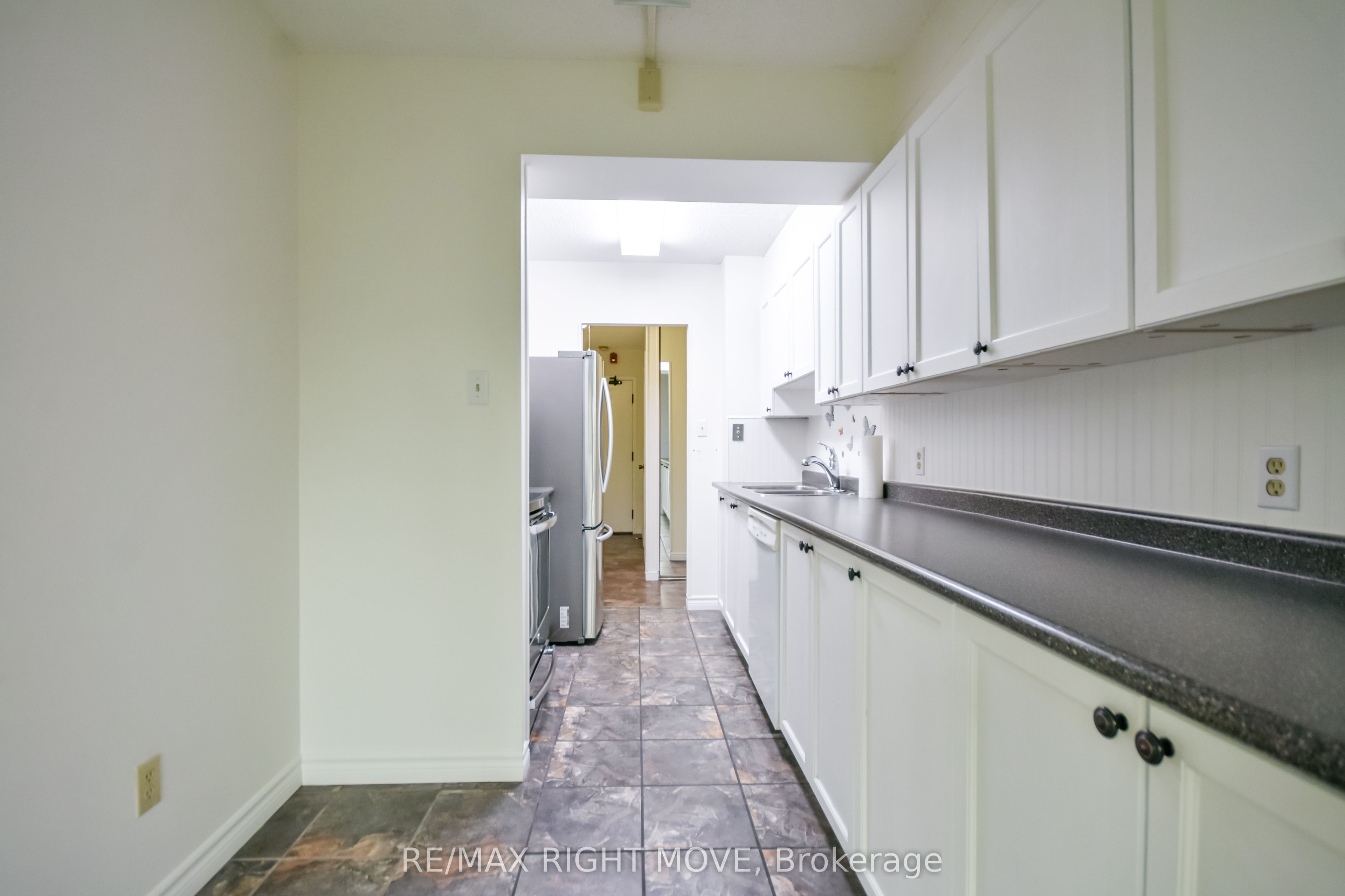 54 Fittons Road W 306 Property Photo 22
