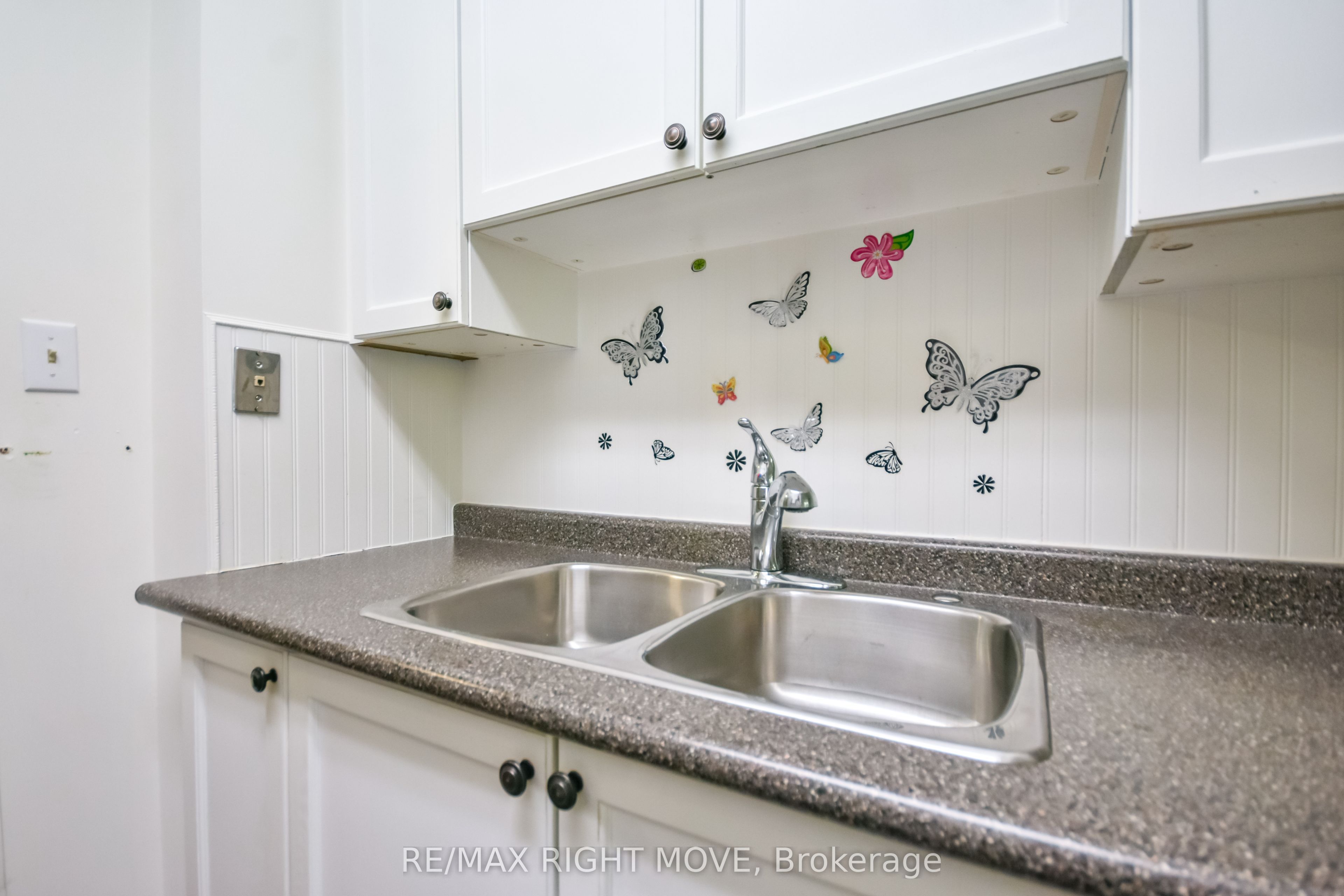 54 Fittons Road W 306 Property Photo 24