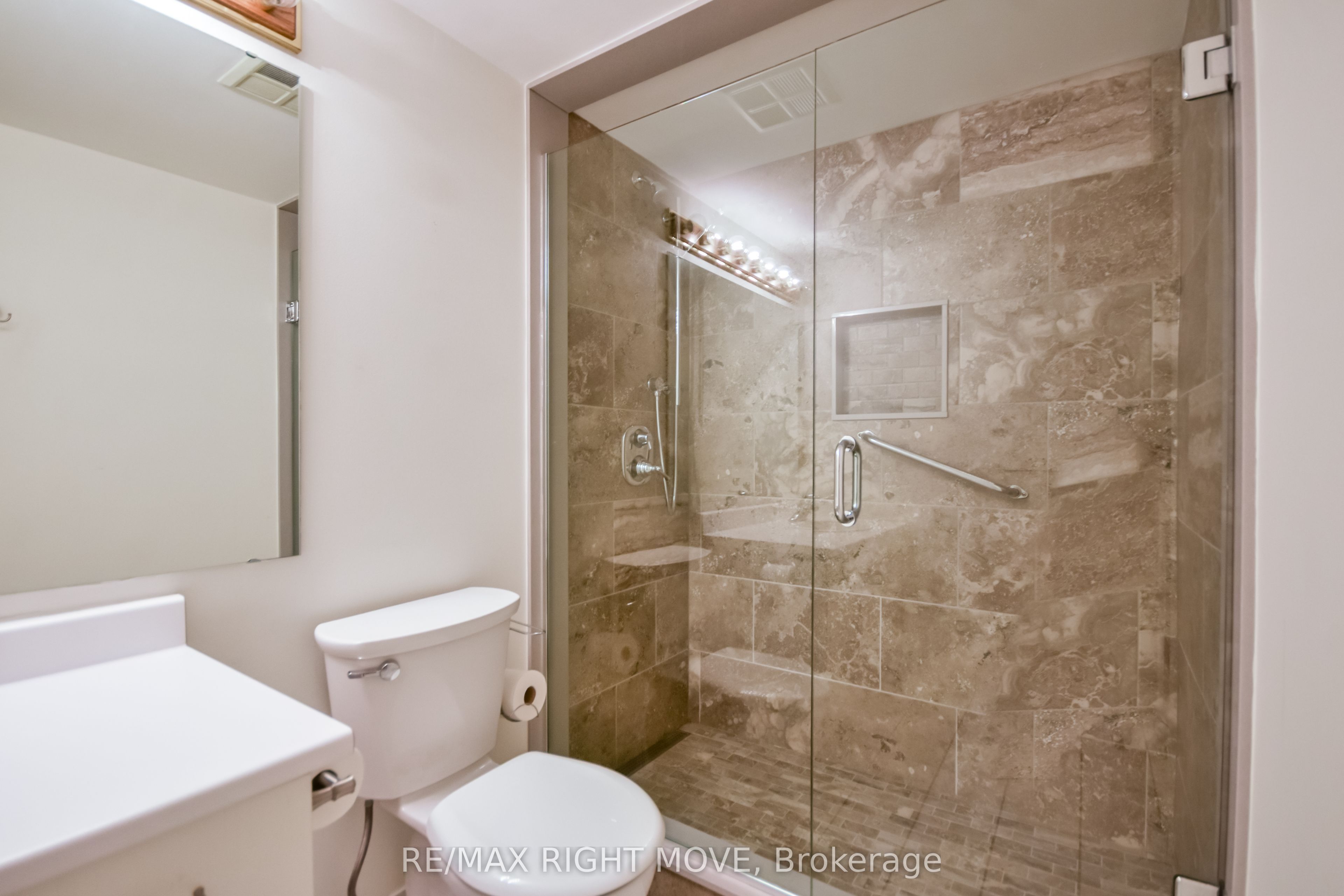 54 Fittons Road W 306 Property Photo 27