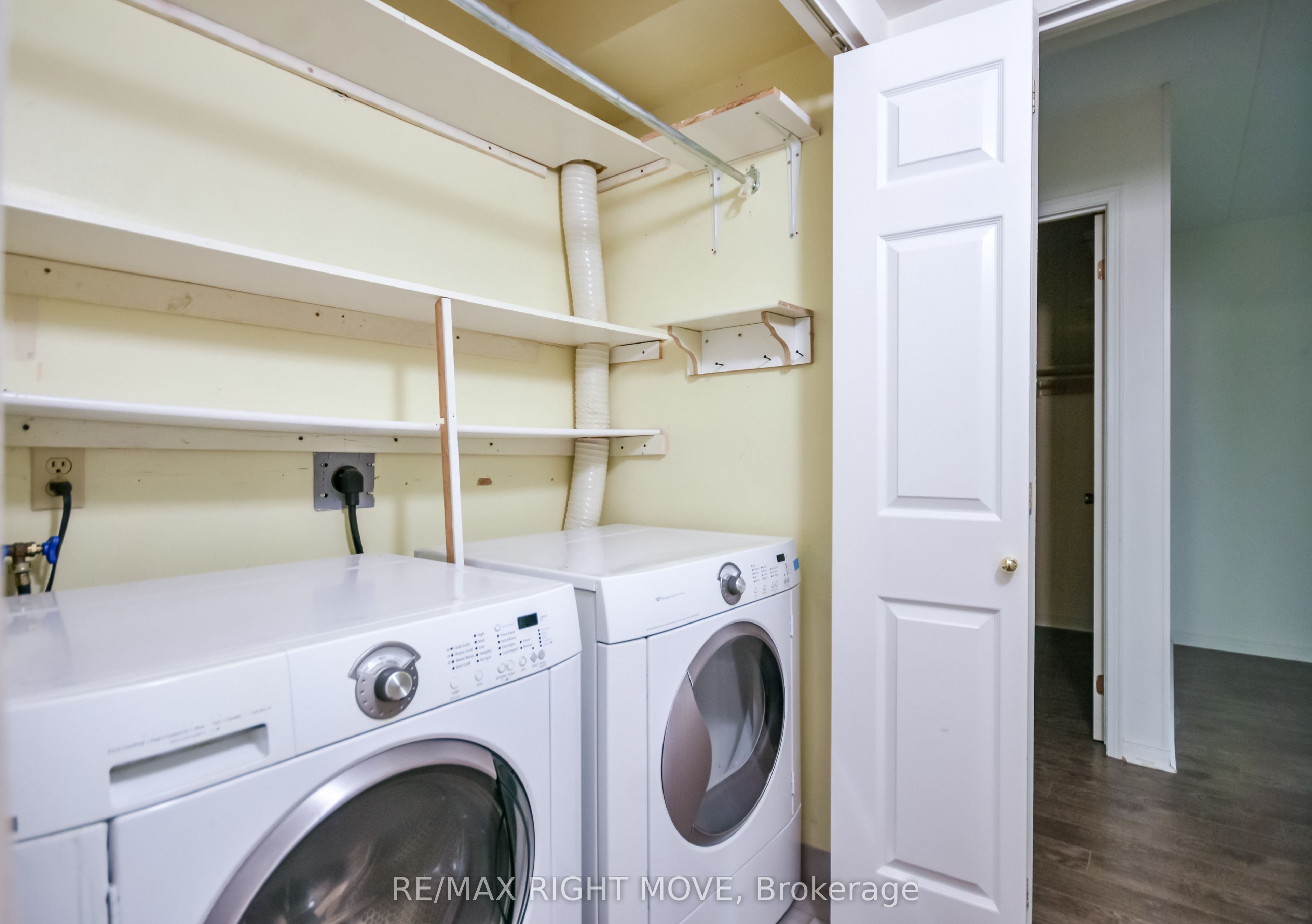 54 Fittons Road W 306 Property Photo 38