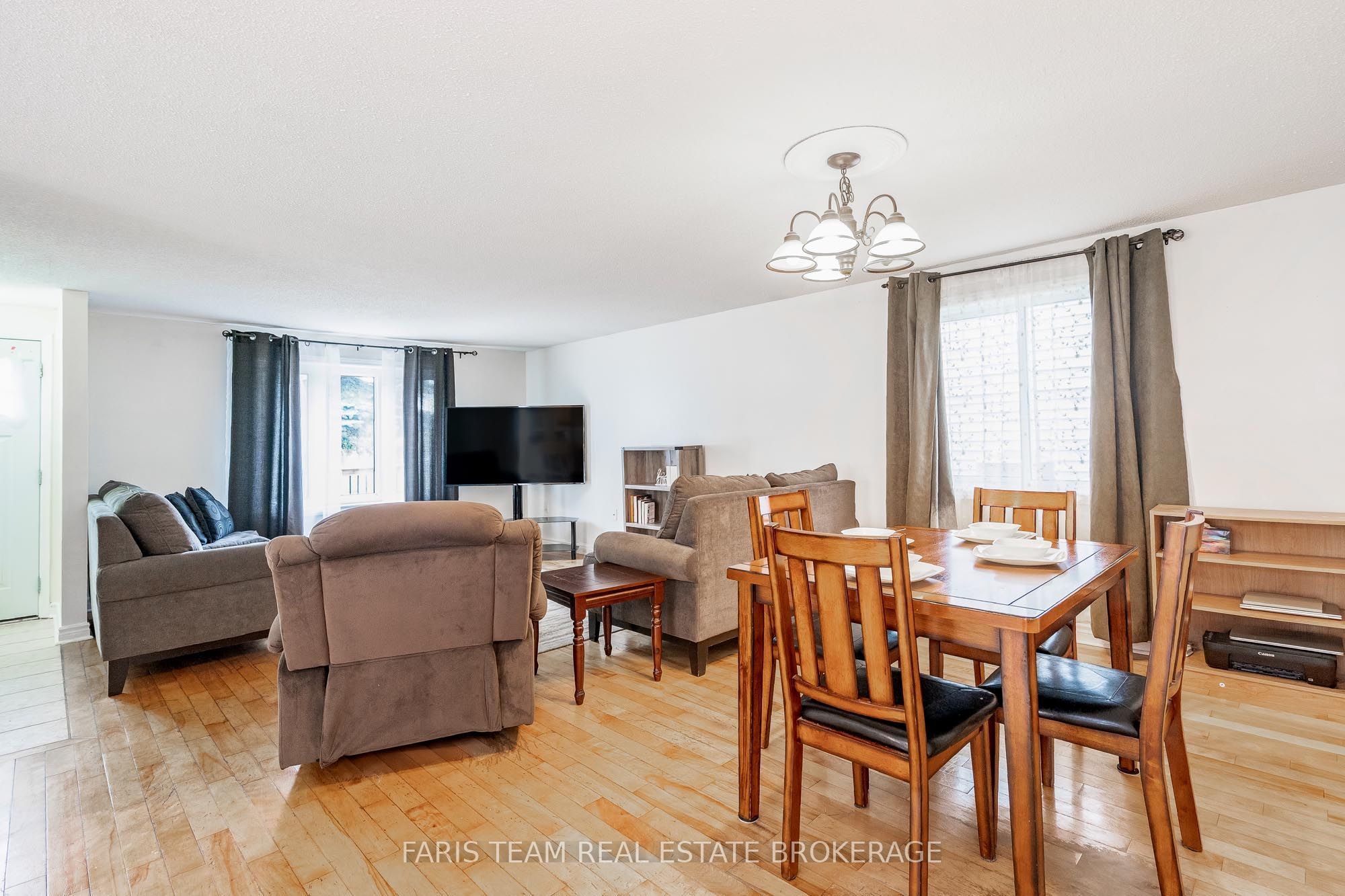 24 Laurie Crescent Property Photo 12