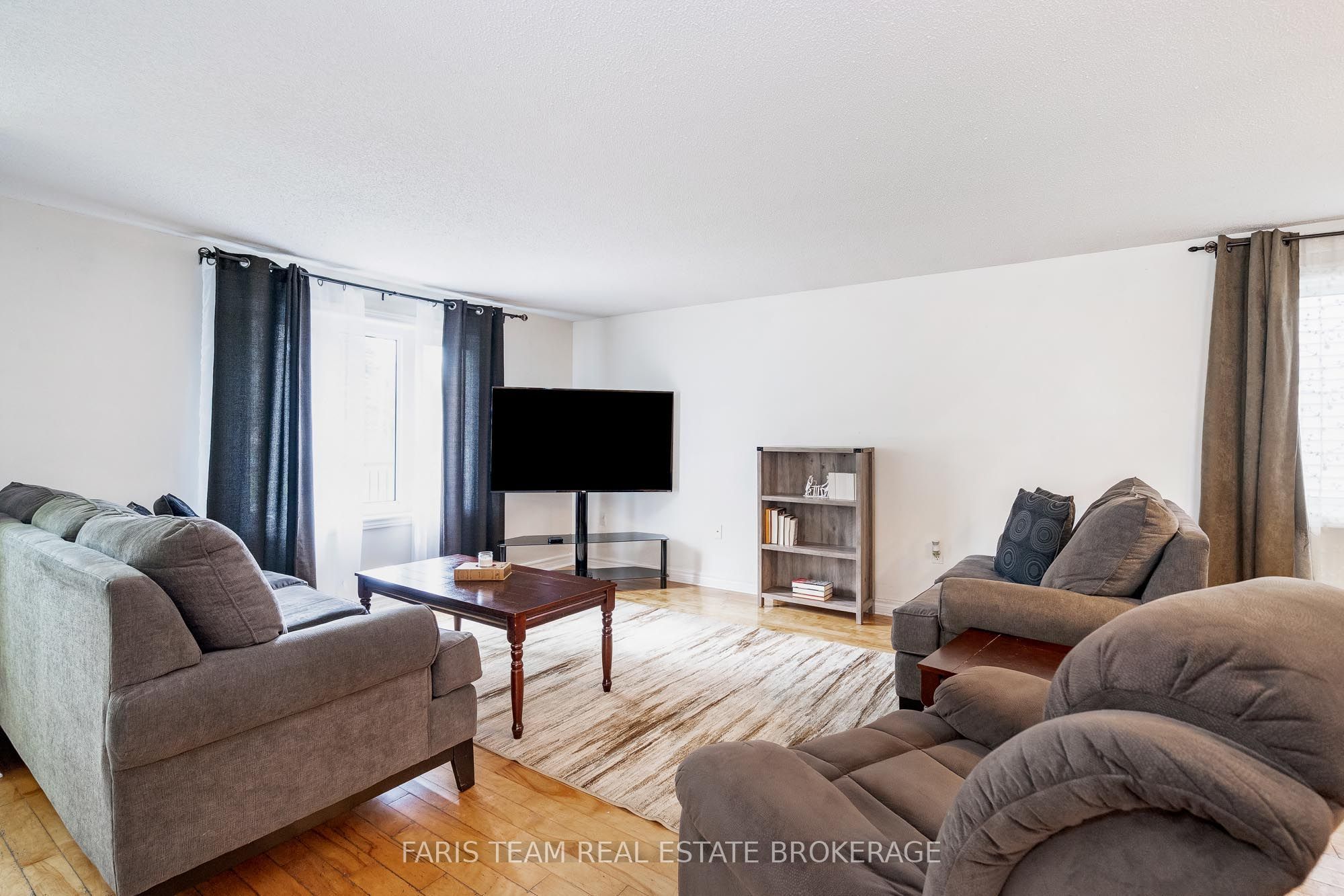24 Laurie Crescent Property Photo 13