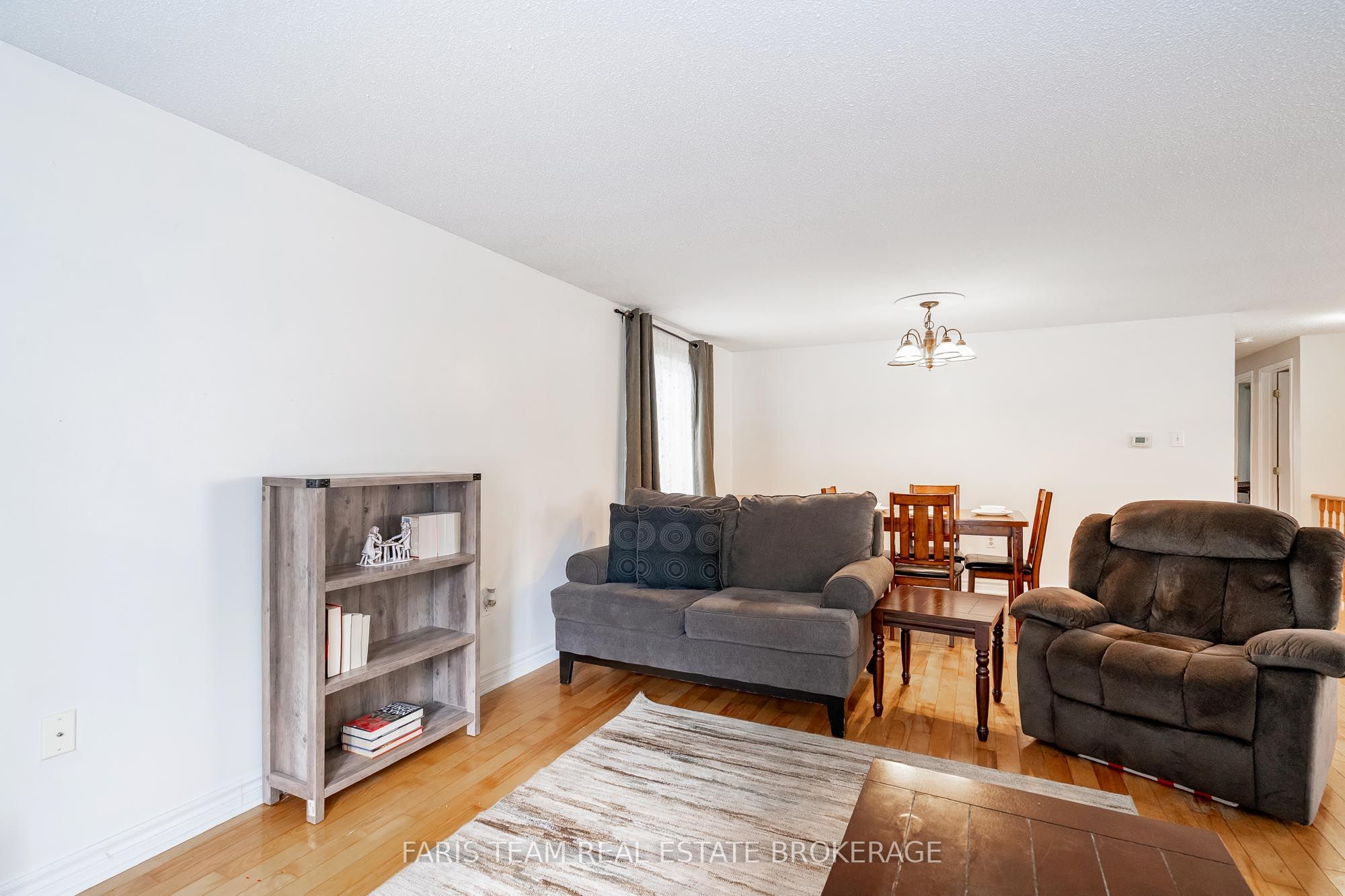 24 Laurie Crescent Property Photo 16