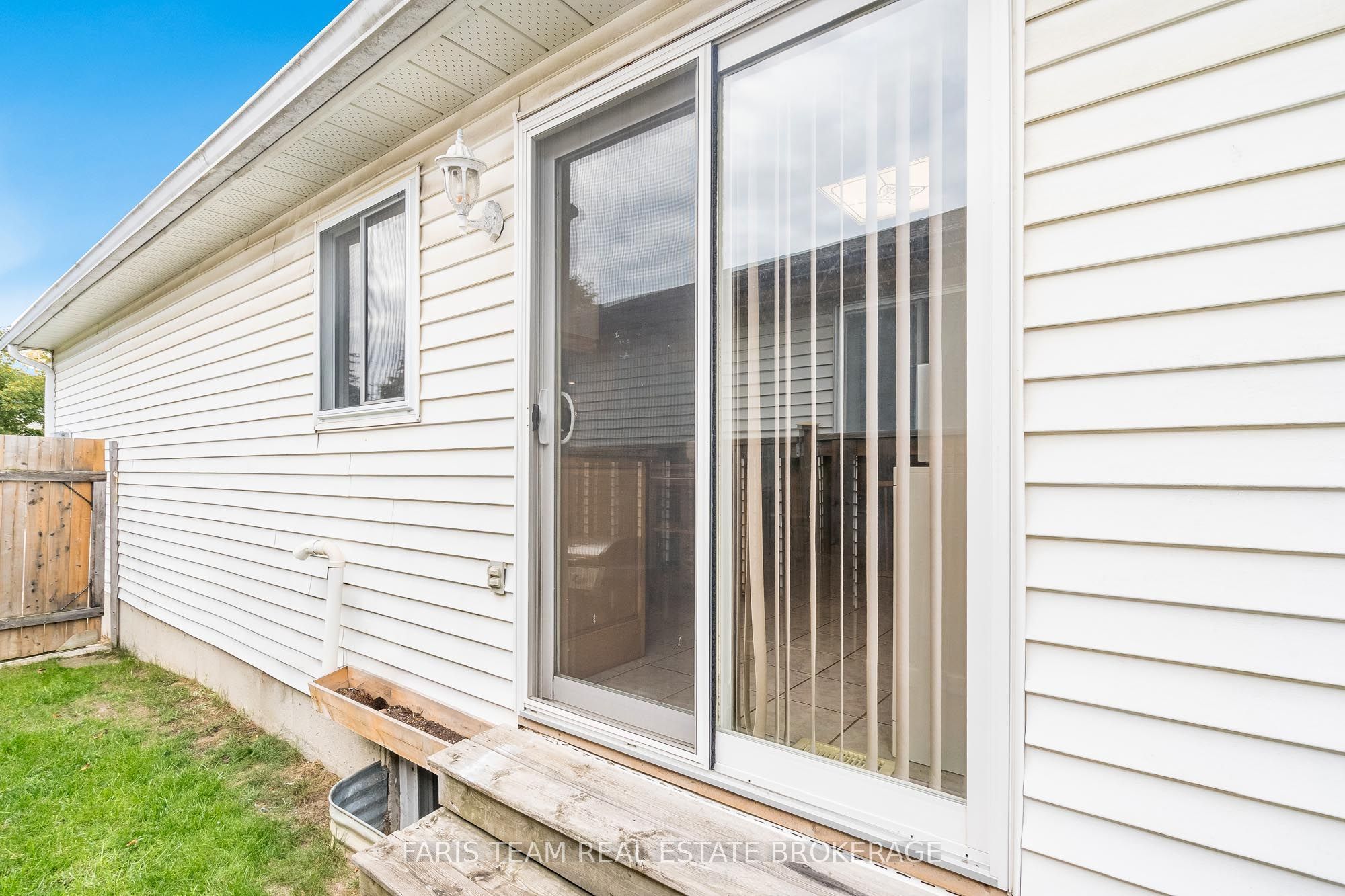 24 Laurie Crescent Property Photo 27