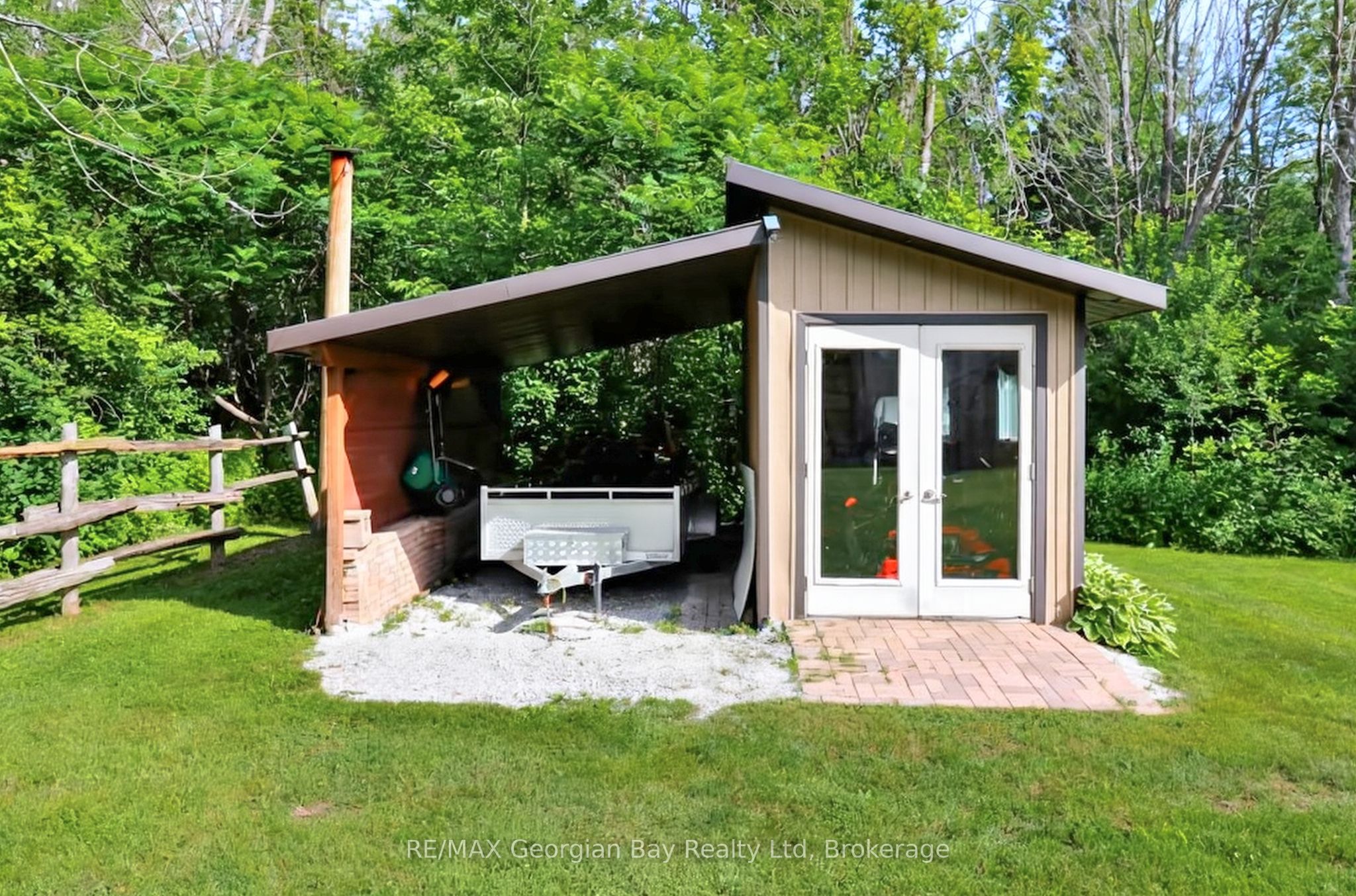 4 Moore Avenue Property Photo 39