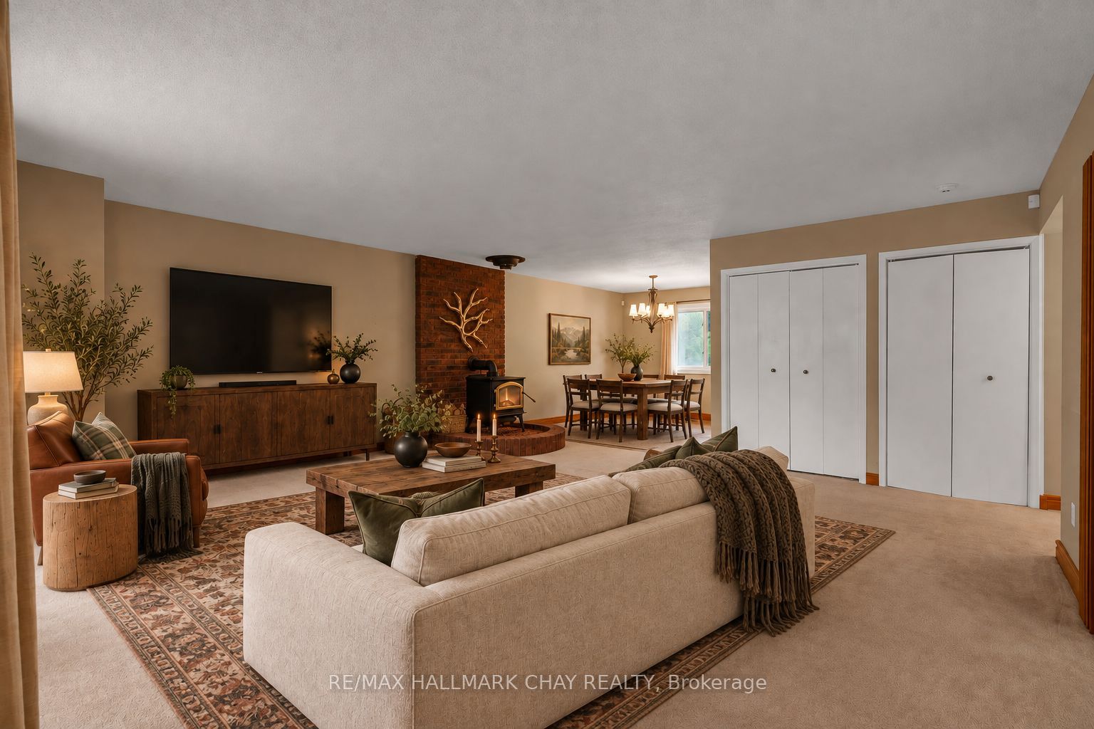 1102 Horseshoe Valley Road W 312 Property Photo 3