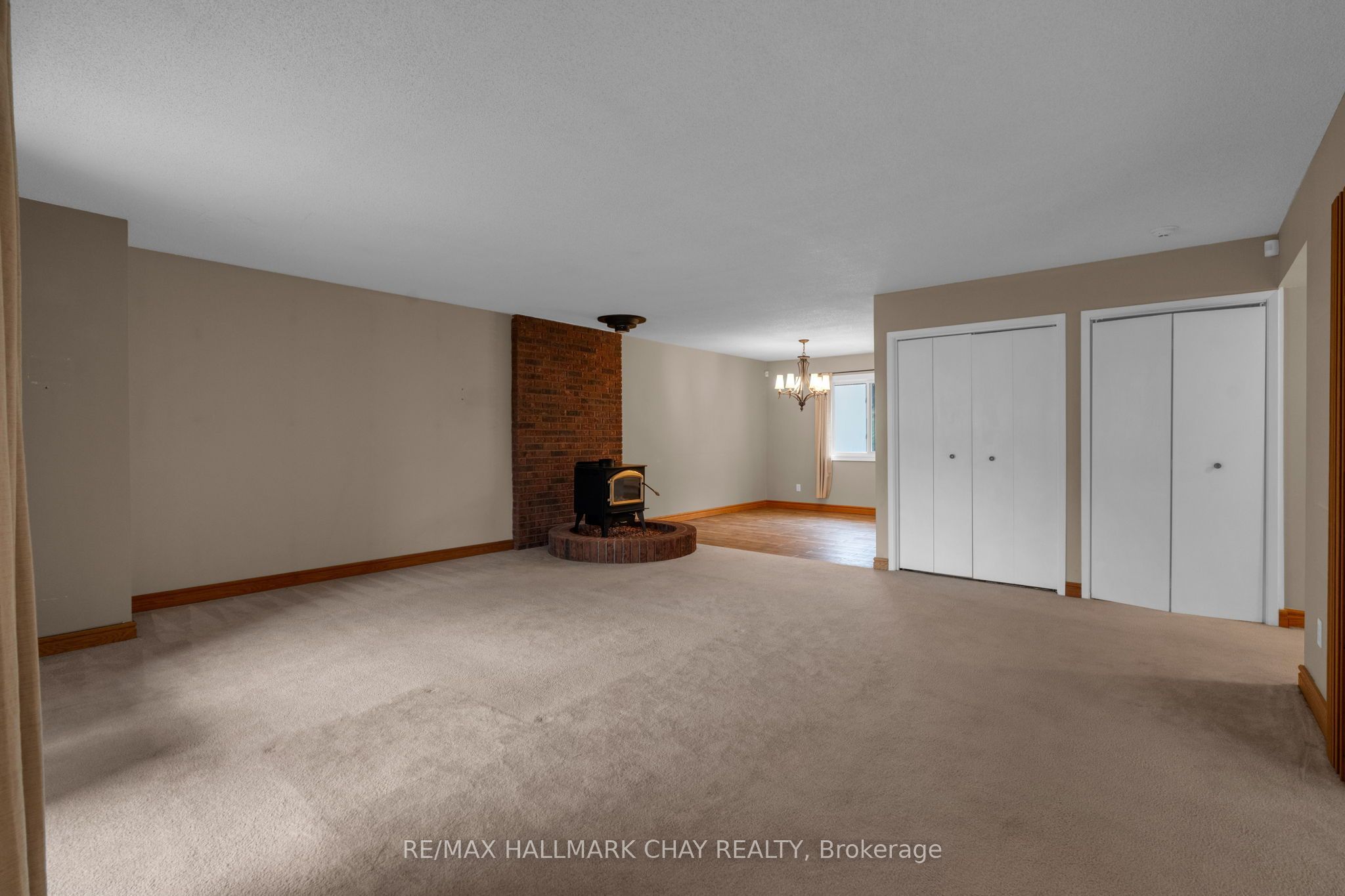 1102 Horseshoe Valley Road W 312 Property Photo 4