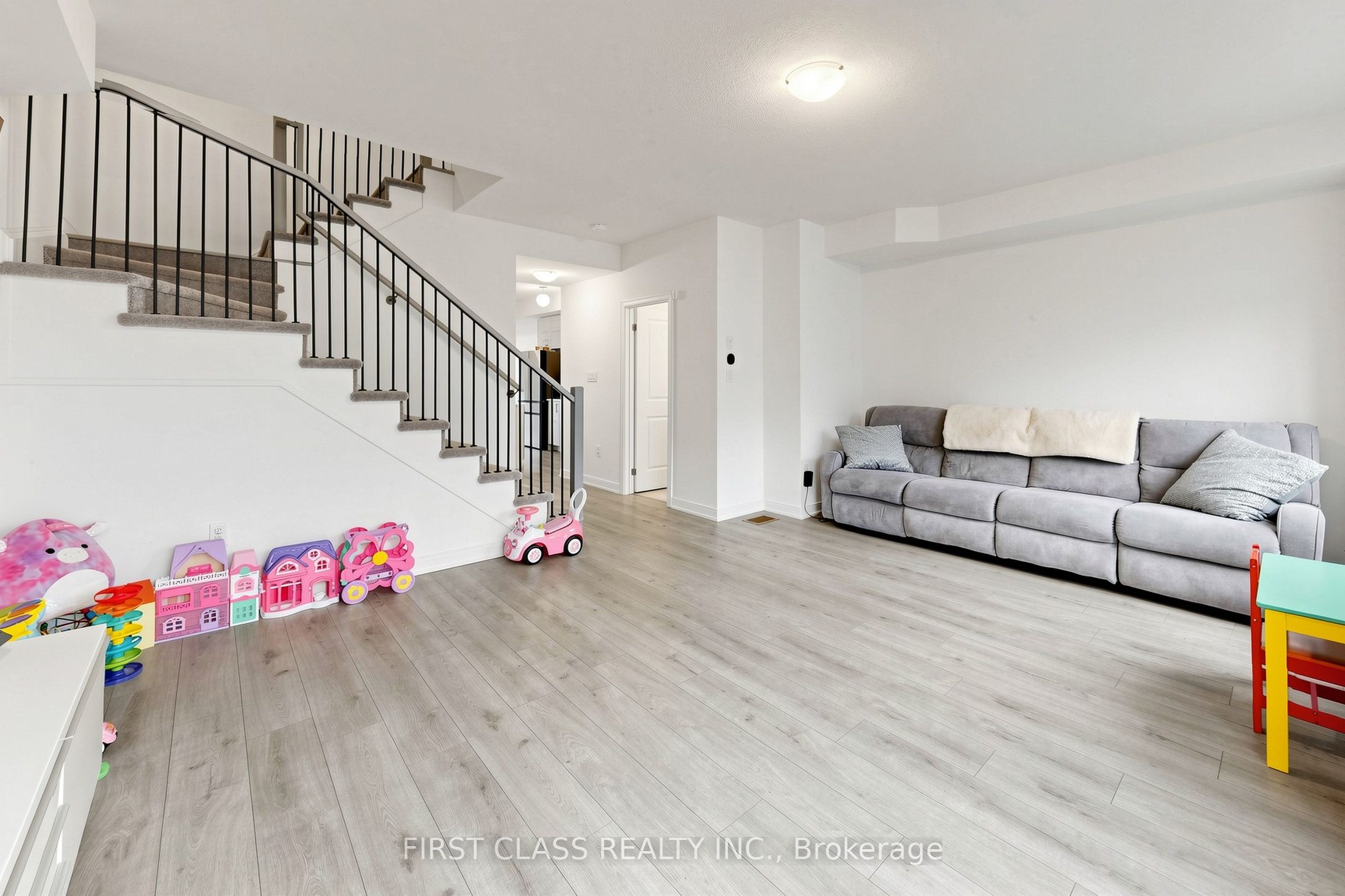 55 Red Maple Lane Property Photo 13