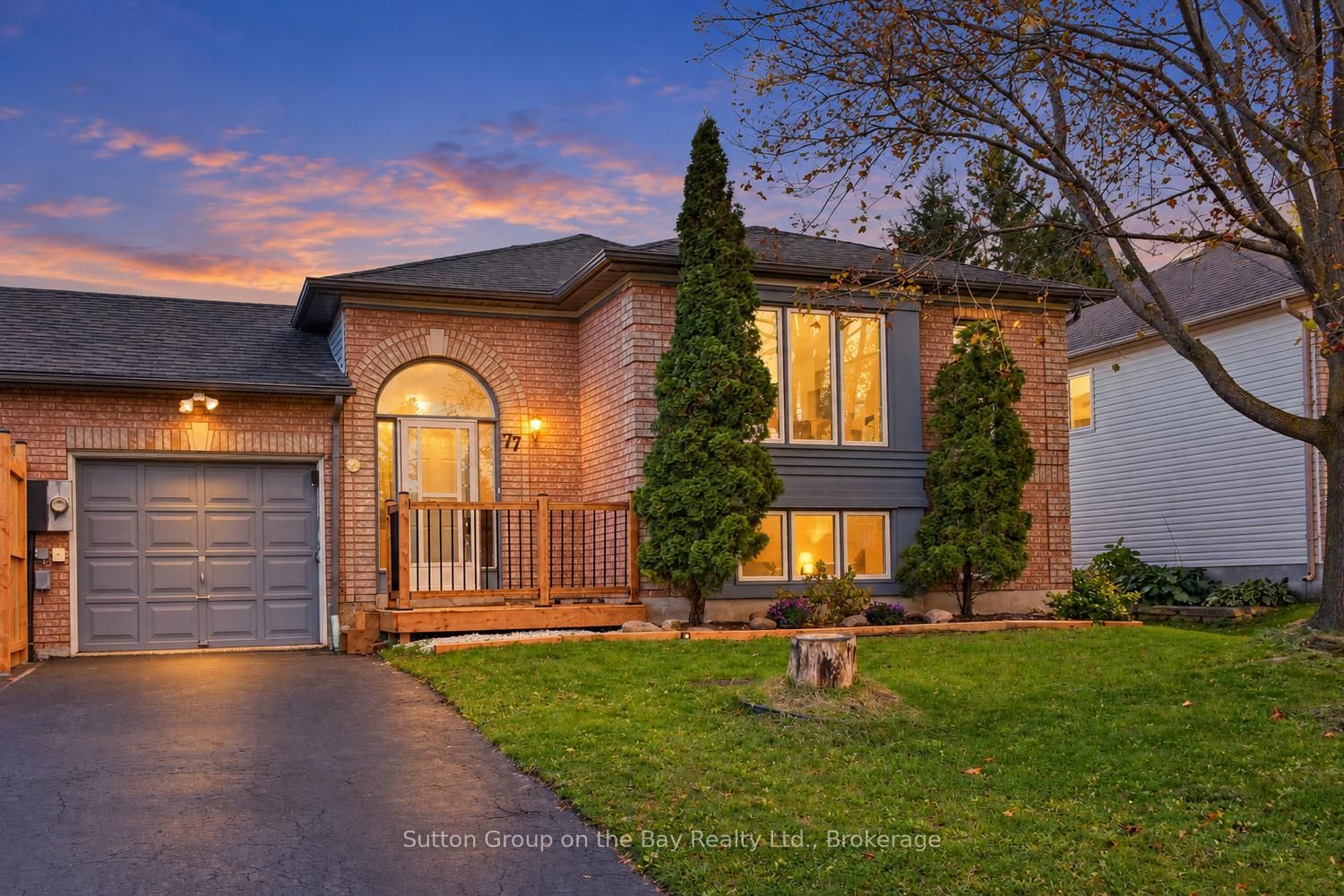 77 Fernbrook Drive Property Photo 1