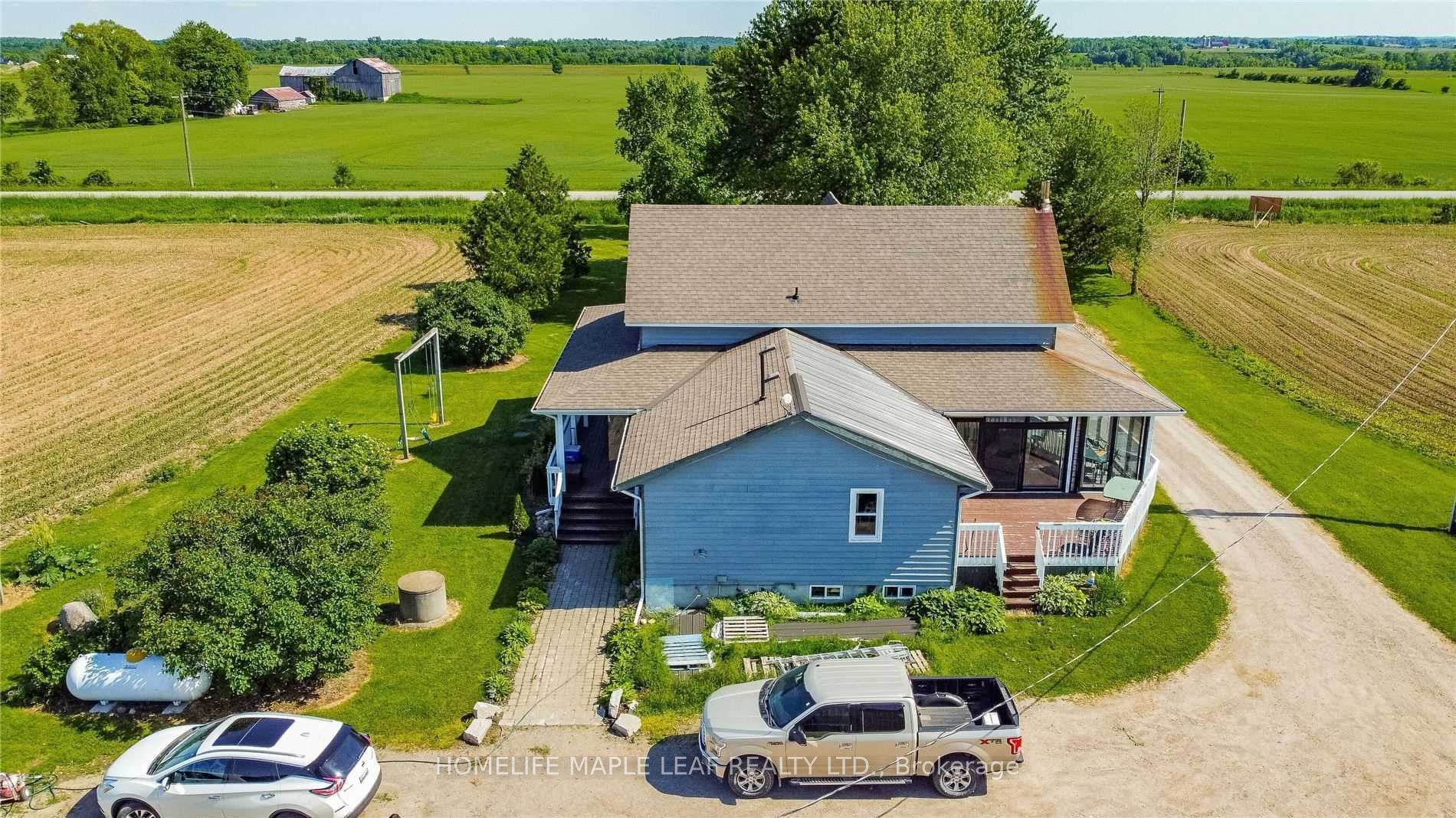 6830 3/4 Side Road Property Photo 6