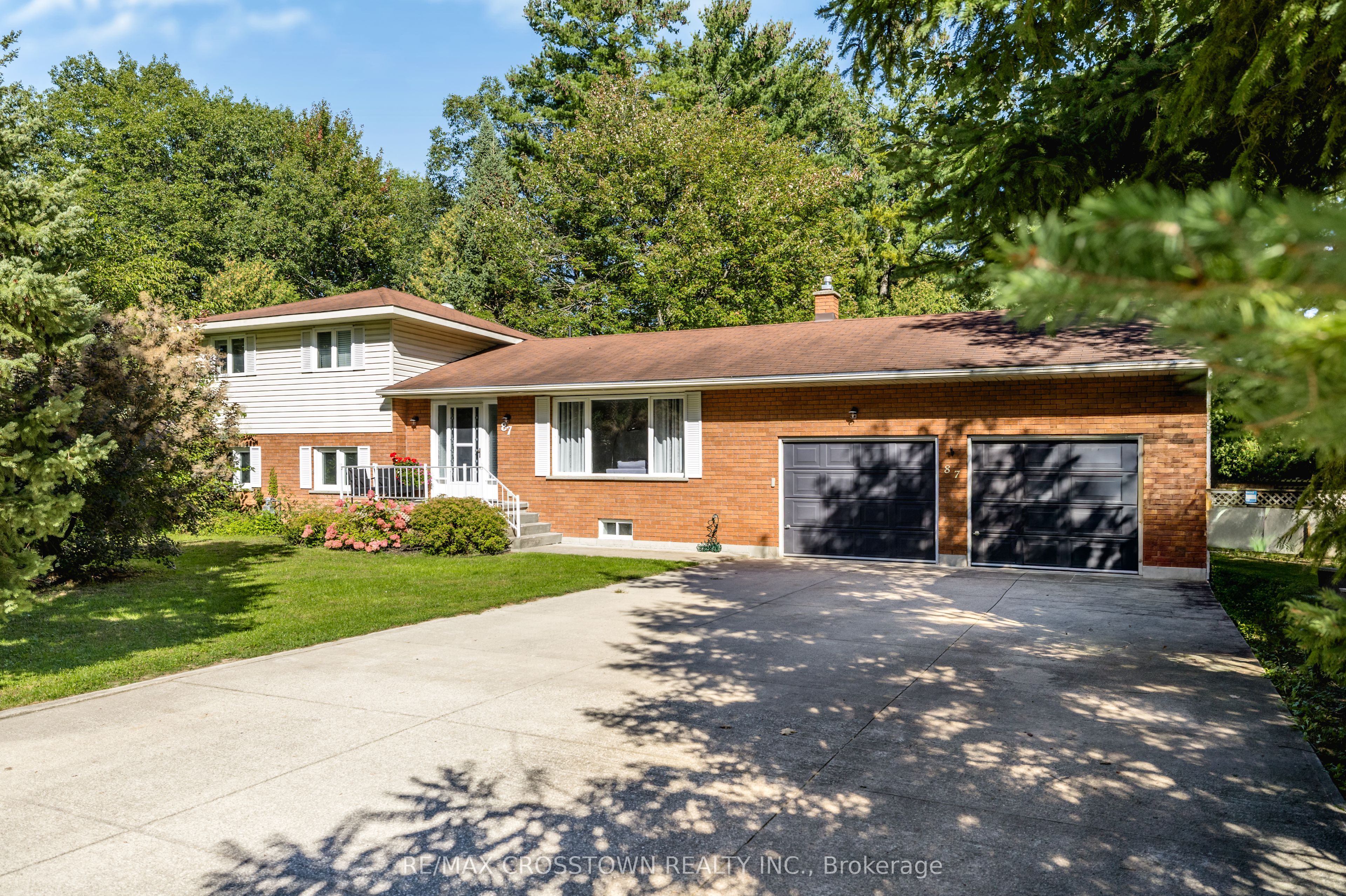87 Baywood Way Property Photo 1