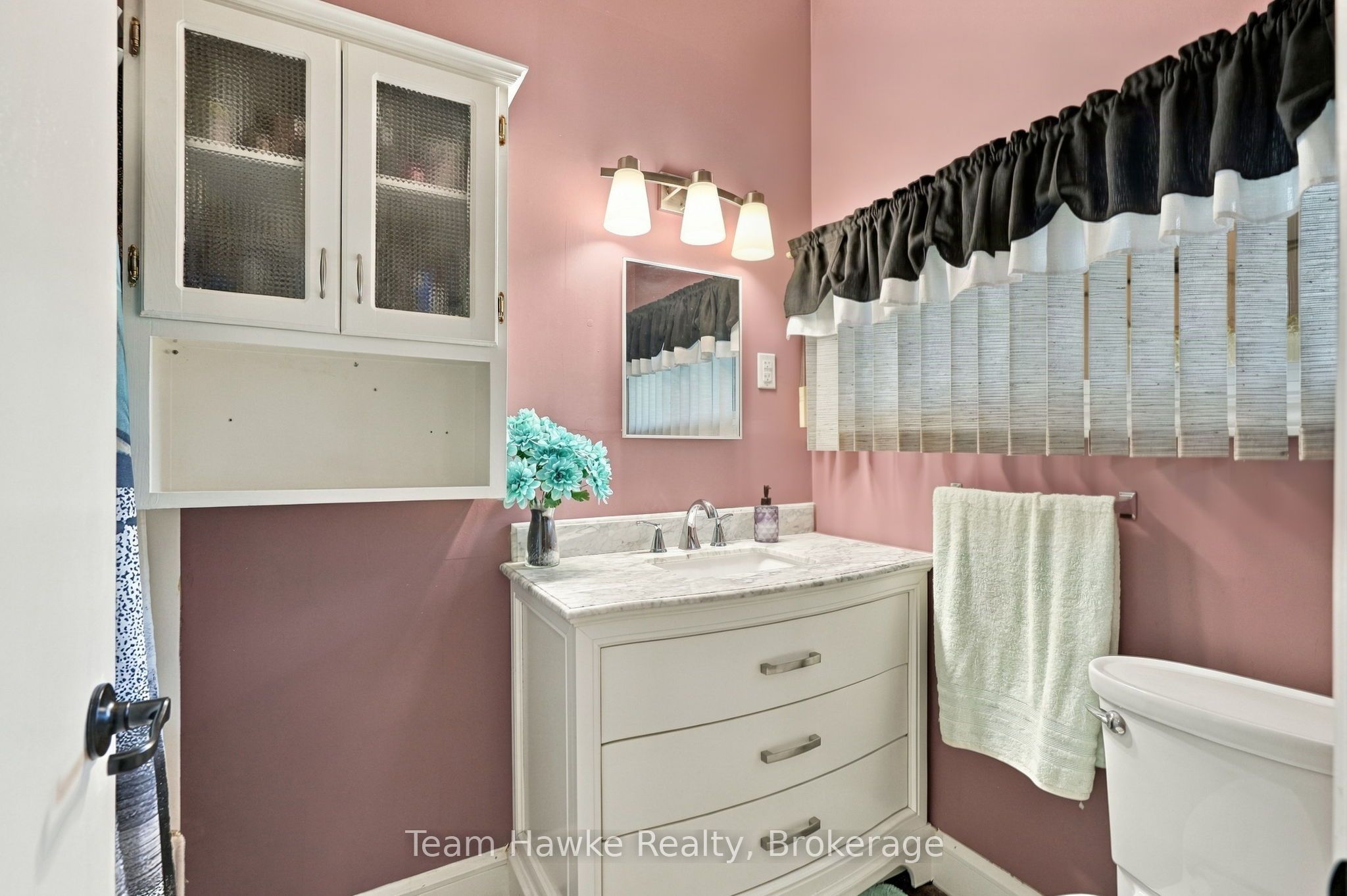 385 Lafontaine Road W Property Photo 15