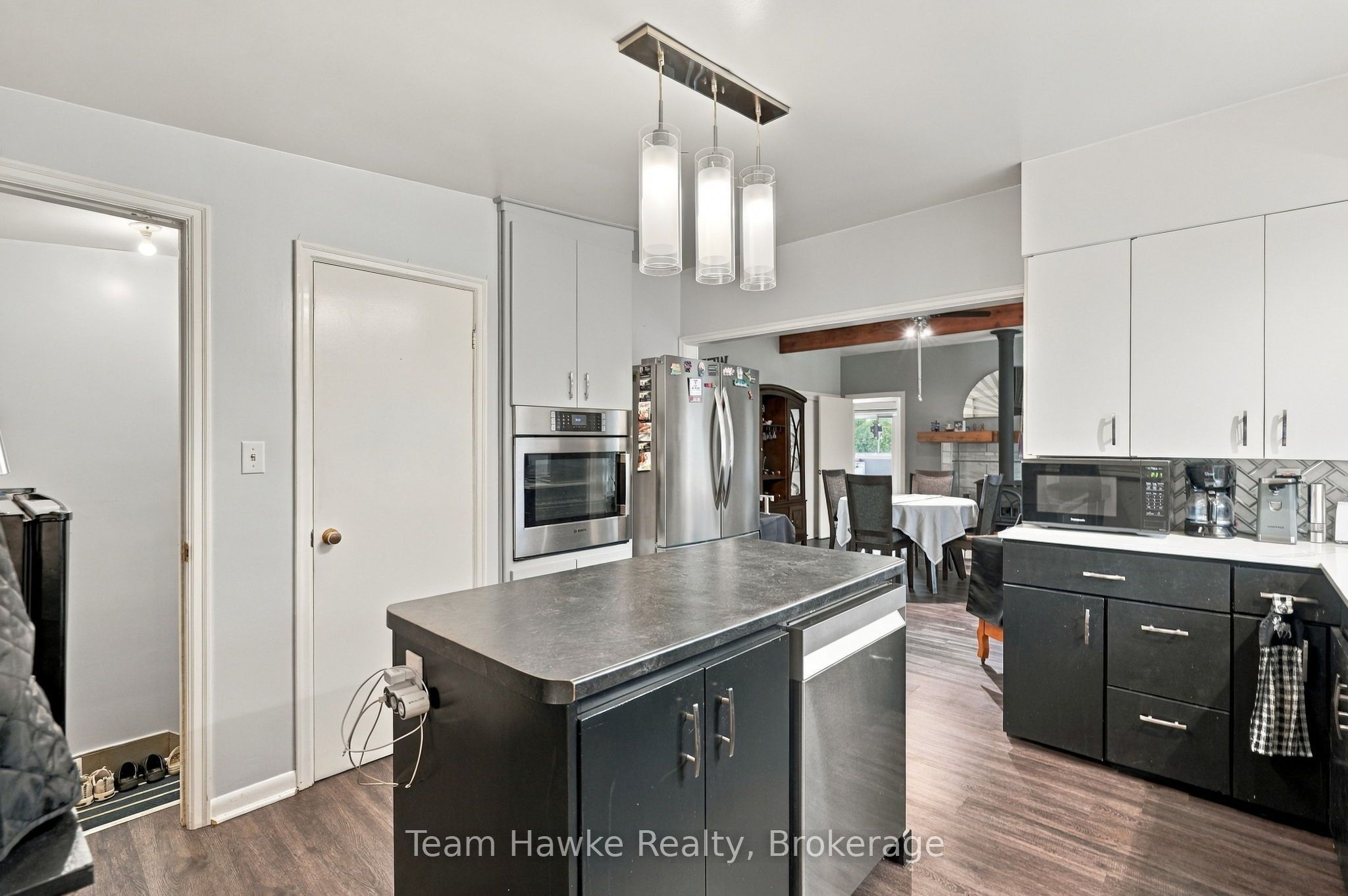 385 Lafontaine Road W Property Photo 21