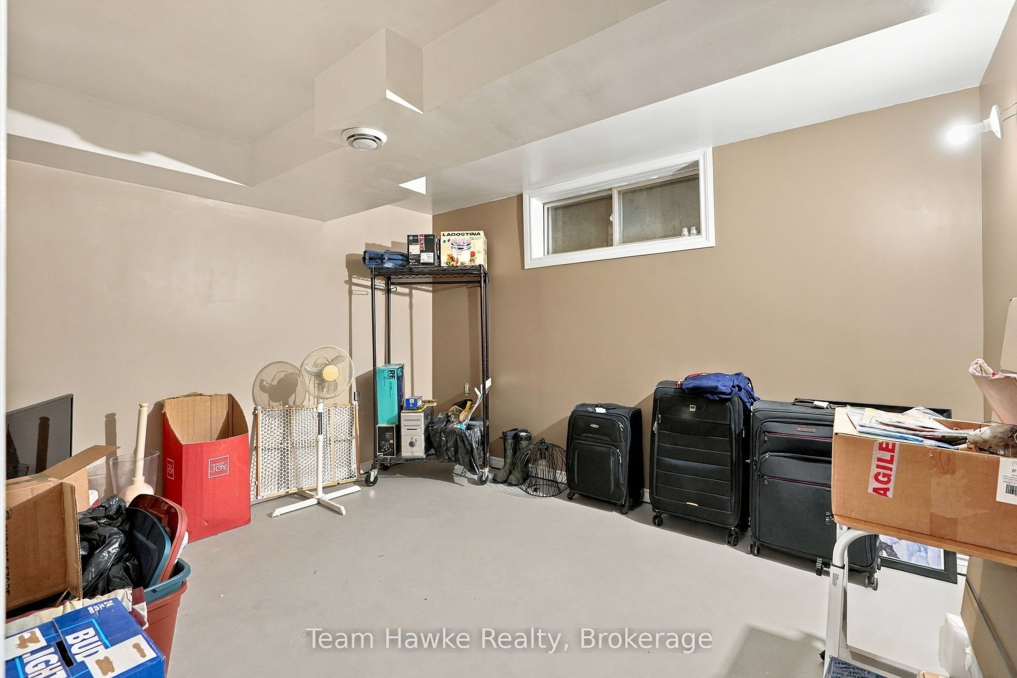 385 Lafontaine Road W Property Photo 28