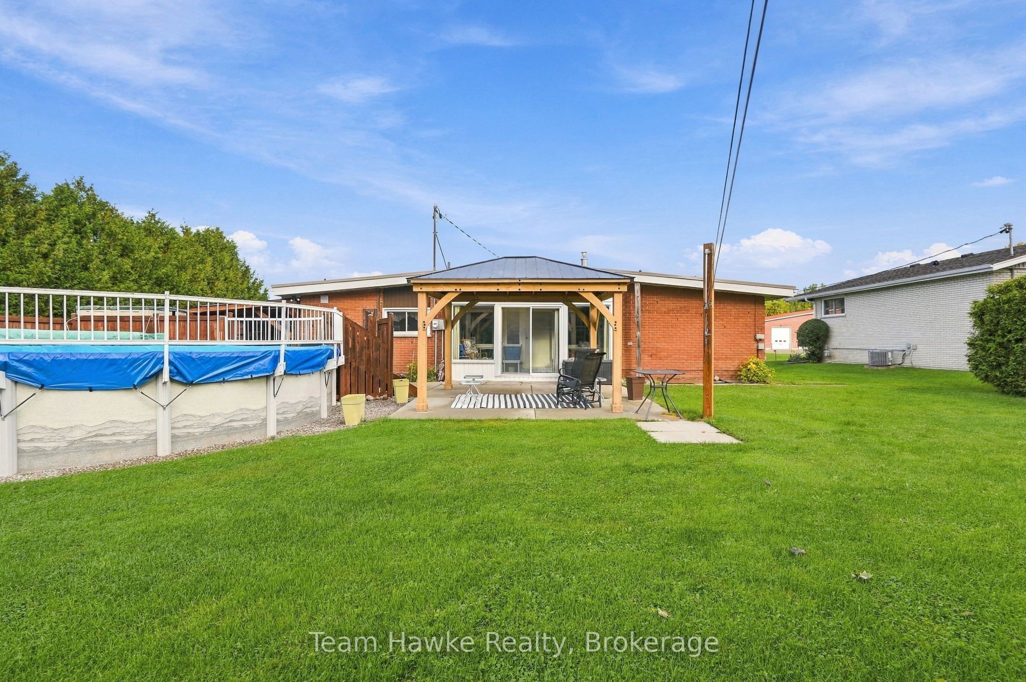 385 Lafontaine Road W Property Photo 33