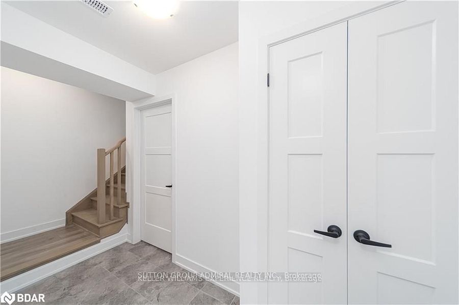 45 Hay Lane Property Photo 8