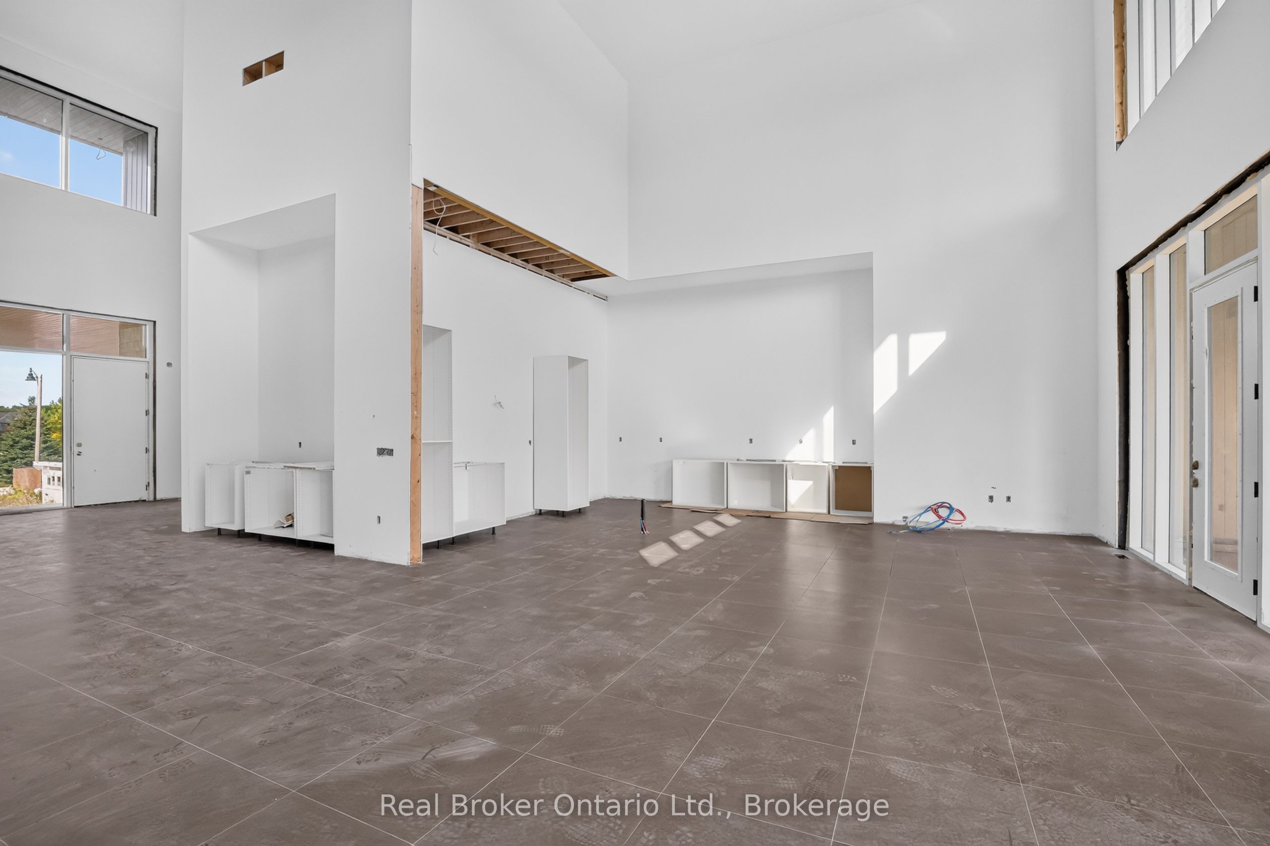 1 Meadowlark Way Property Photo 12