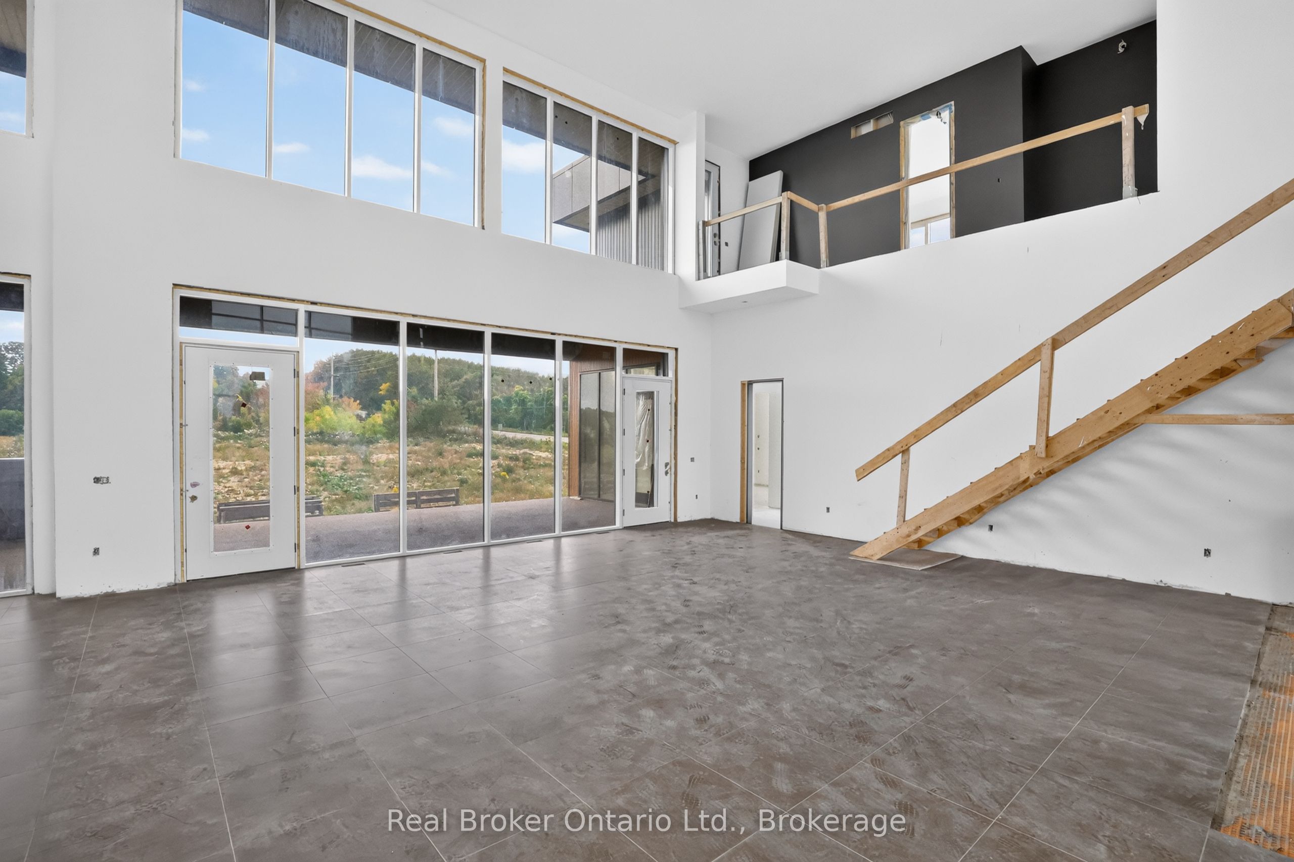 1 Meadowlark Way Property Photo 21