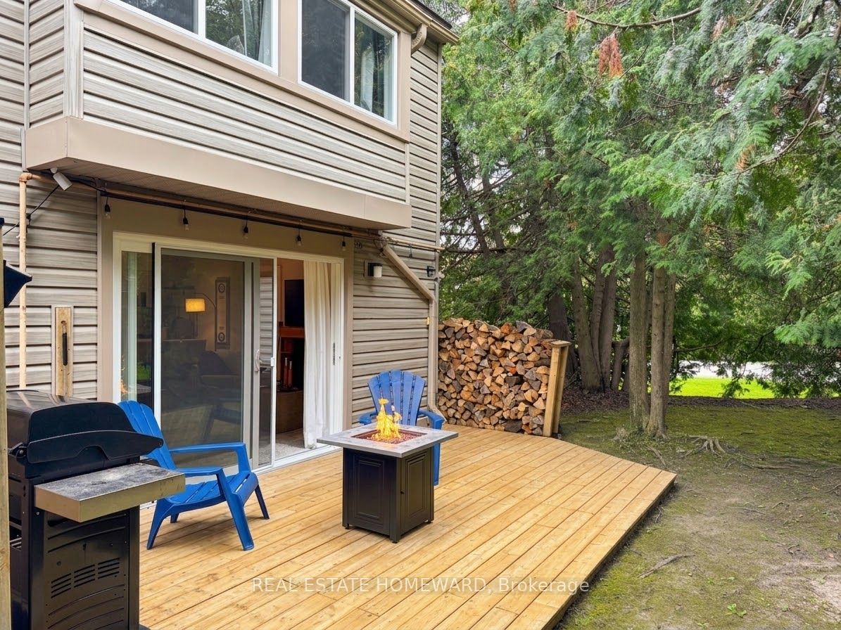 130 Escarpment Crescent Property Photo 13