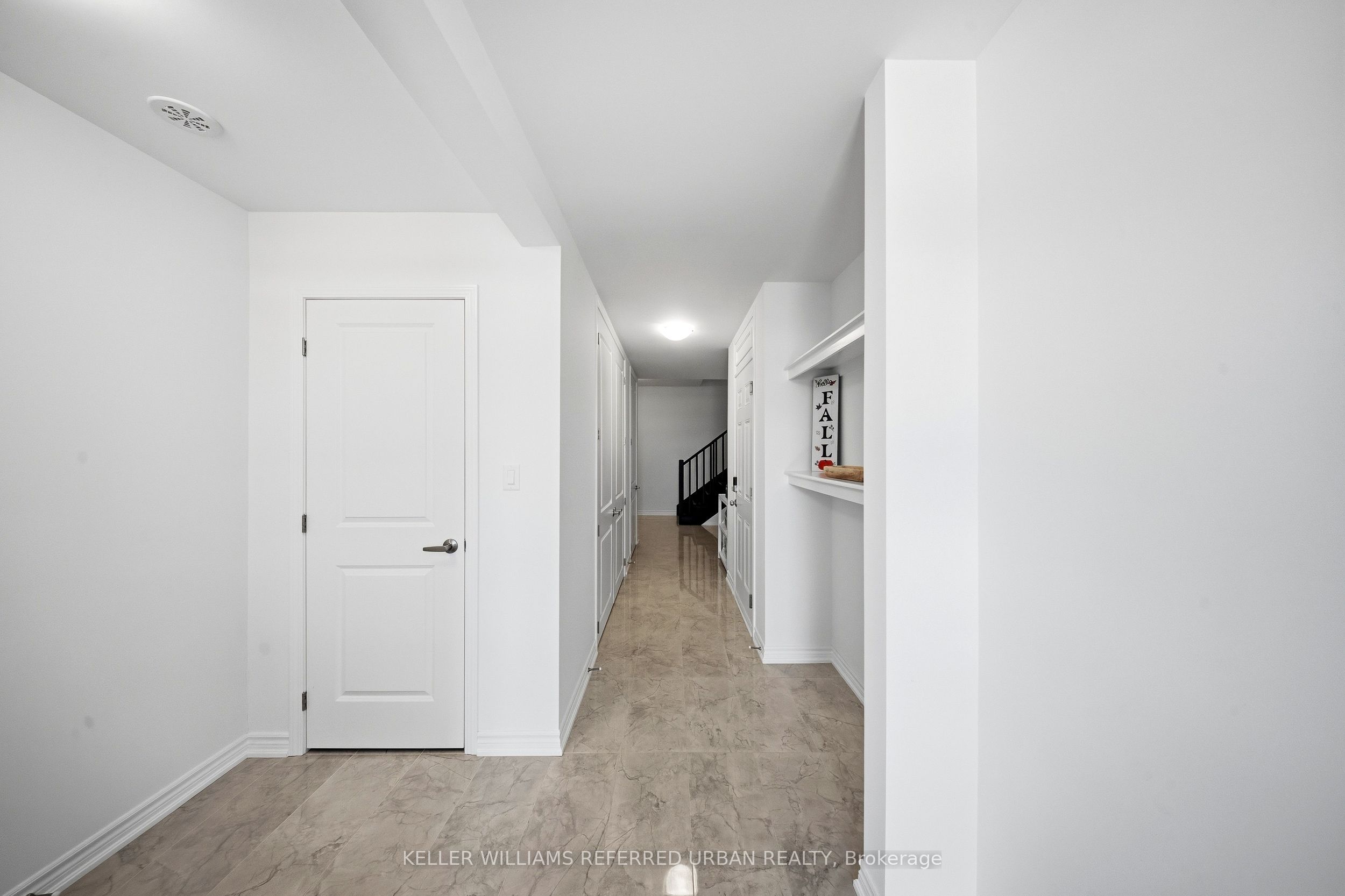 61 Vinewood Crescent Property Photo 6