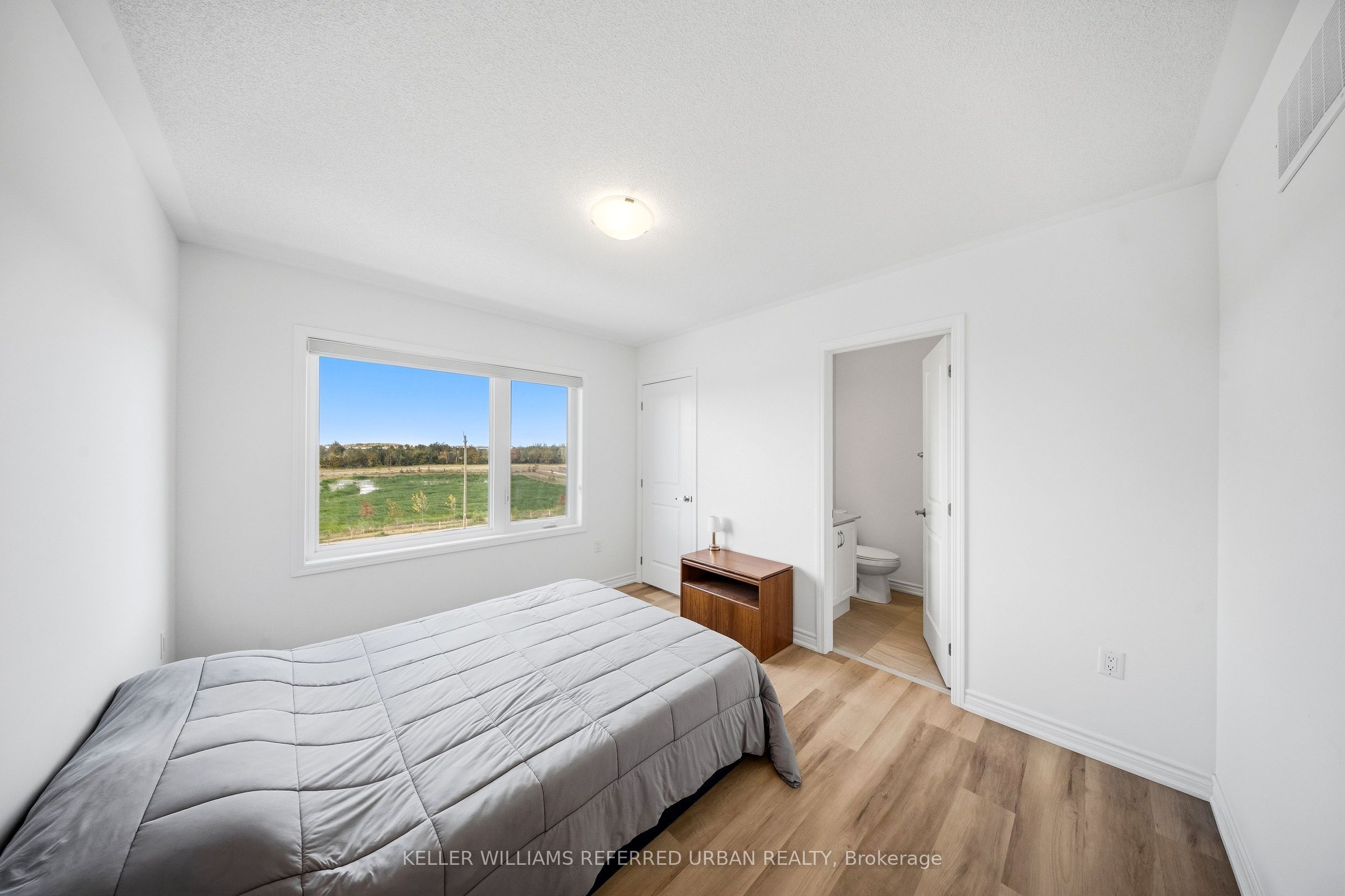 61 Vinewood Crescent Property Photo 23