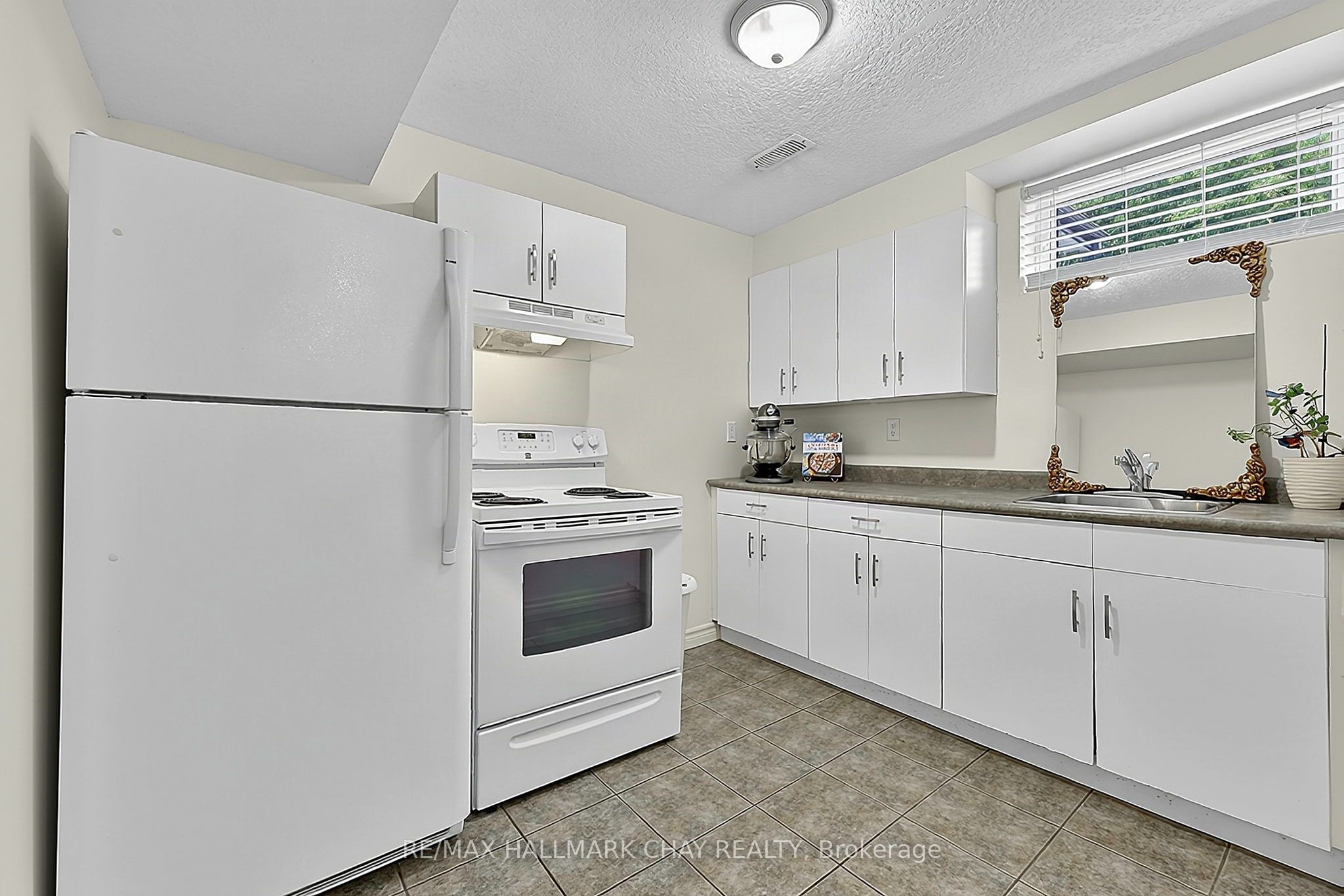 23 Marion Crescent Property Photo 16