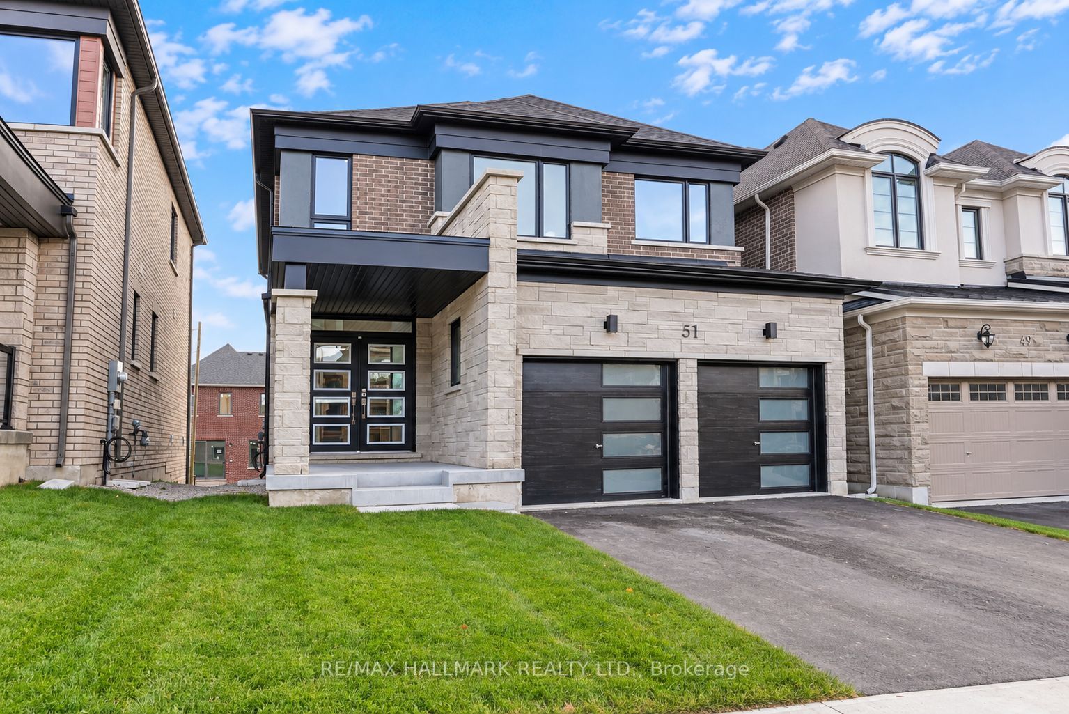 51 Gretzky Avenue Property Photo 2