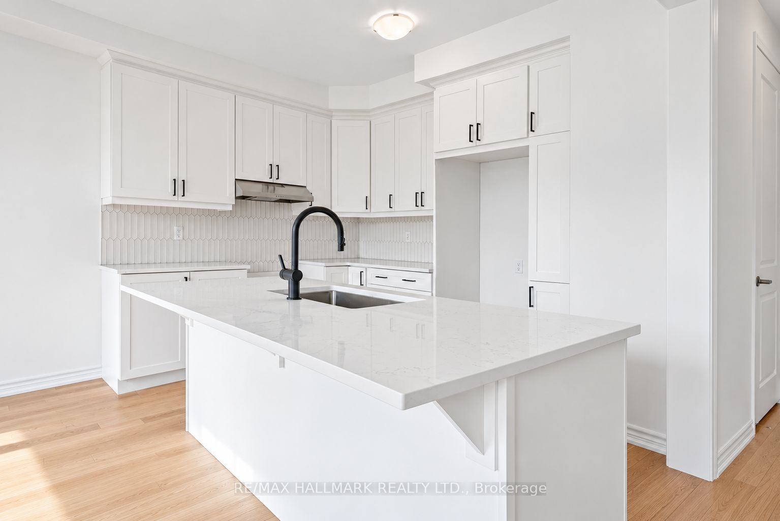 51 Gretzky Avenue Property Photo 13