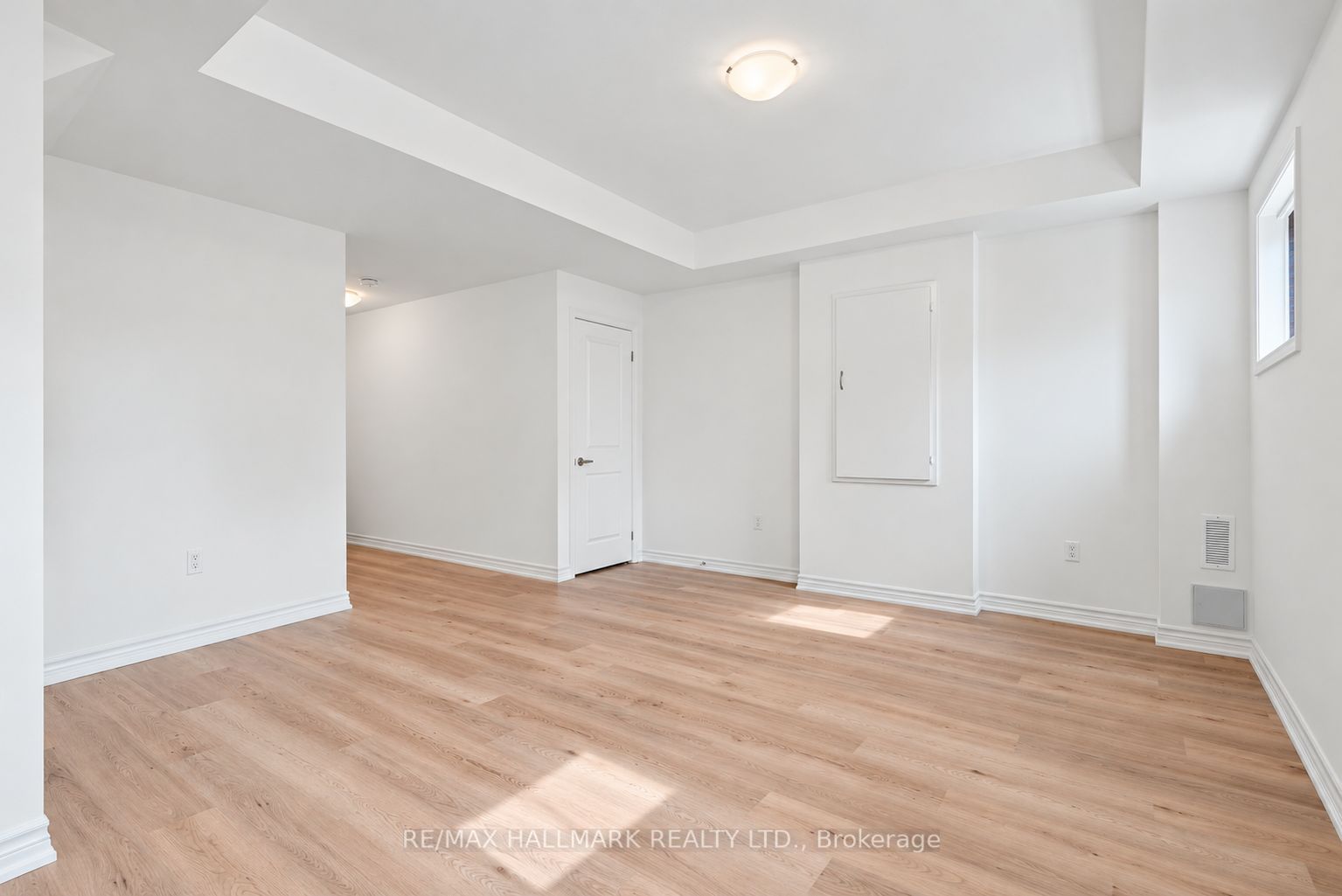 51 Gretzky Avenue Property Photo 36