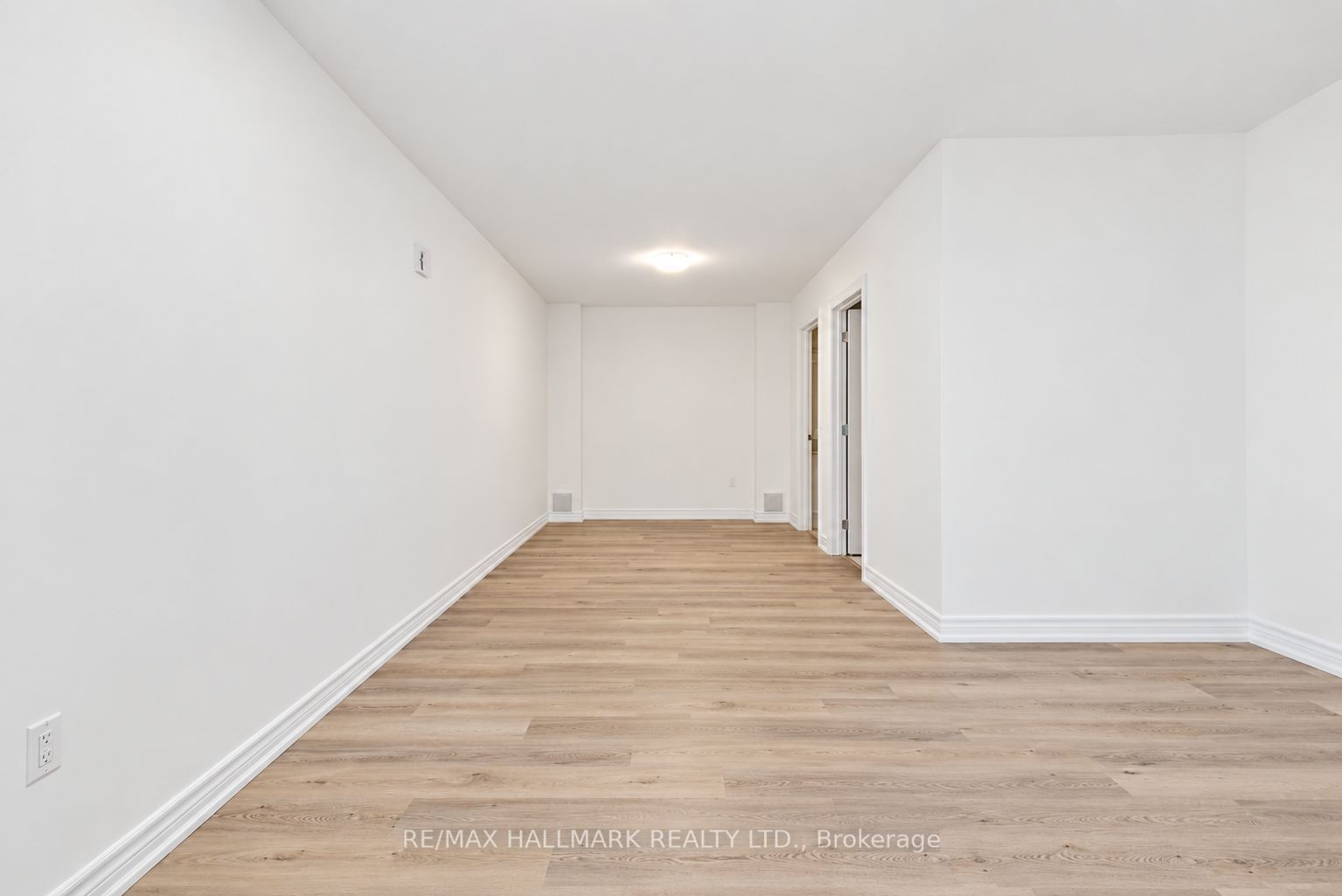 51 Gretzky Avenue Property Photo 38